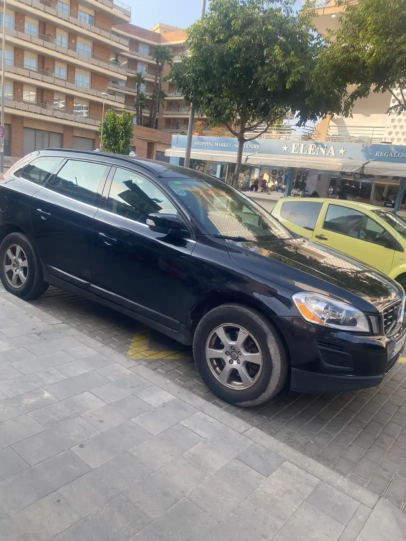 Volvo XC60 D5 Momentum Aut. - 1