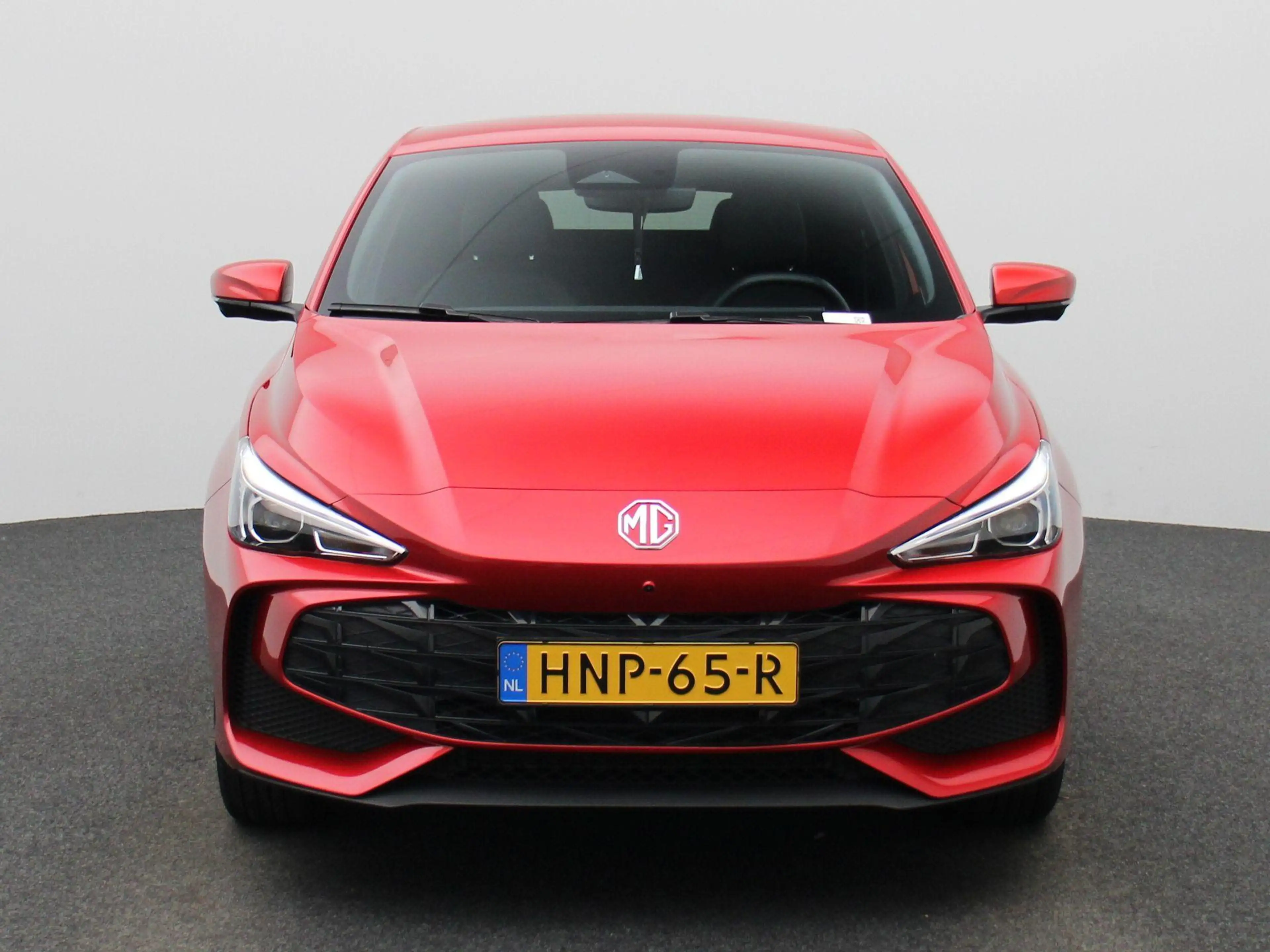 MG MG3 Hybrid+ 1.5 Hybrid+ Luxury — photo 3