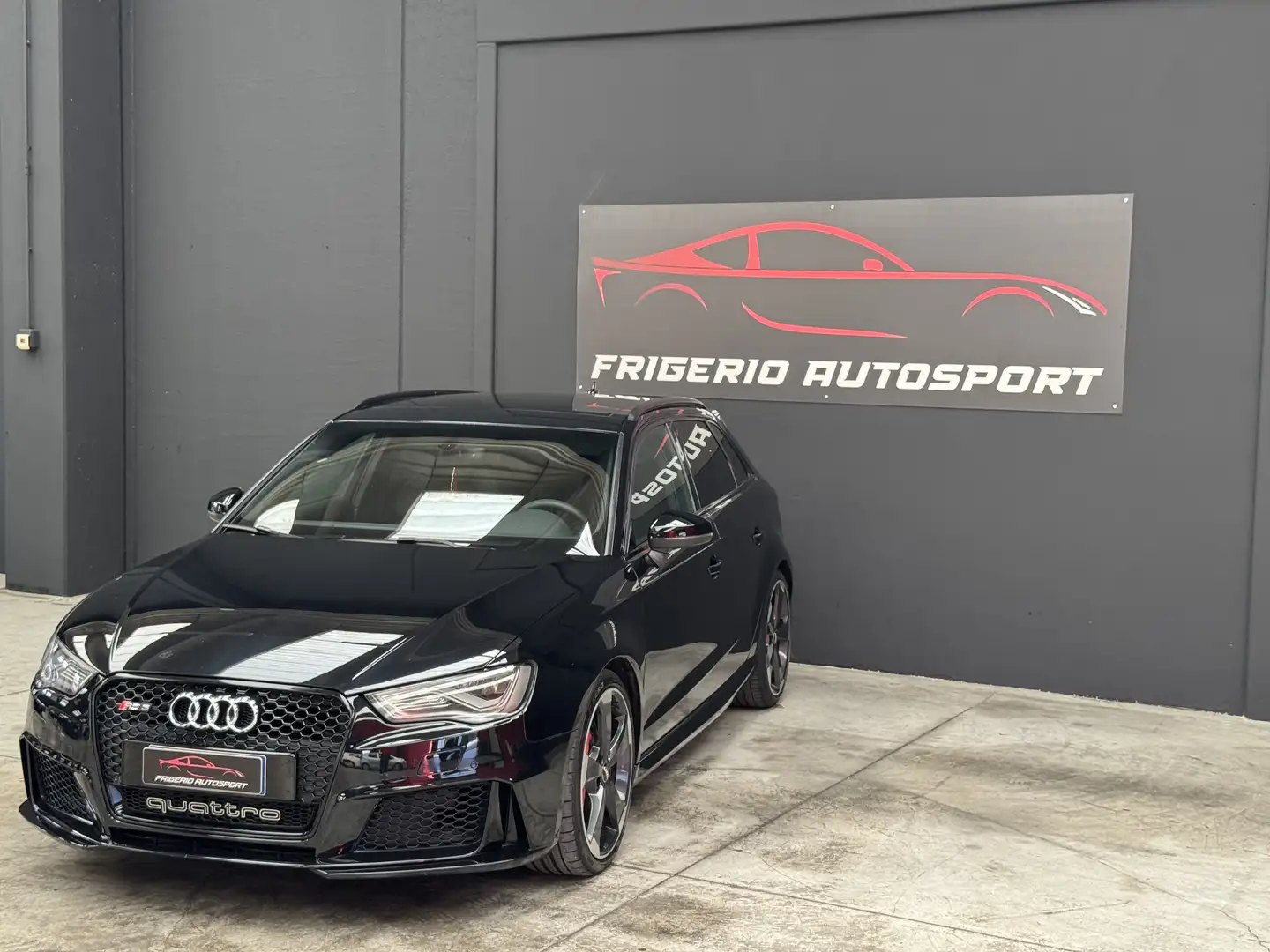 Audi RS3 Sportback 2.5 tfsi quattro s-tronic - 2