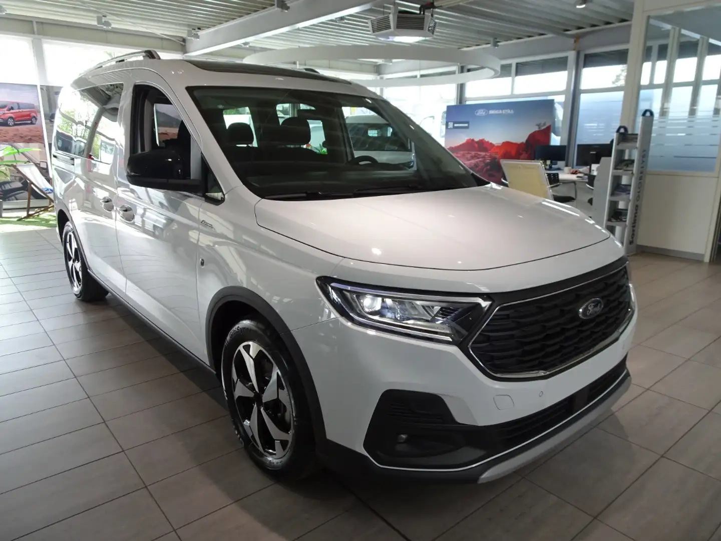 Ford Grand Tourneo Connect Active 1.5 PHEV 7-SITZER Biały - 1