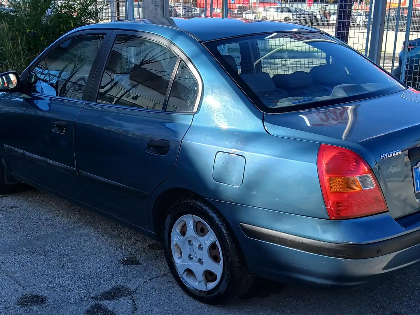 Hyundai ELANTRA Elantra III 2000 4p 2.0 crdi GL Comfort Verde - 2