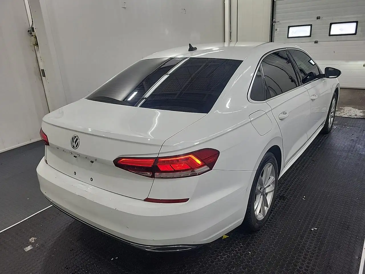 Volkswagen Passat снимка Volkswagen Passat