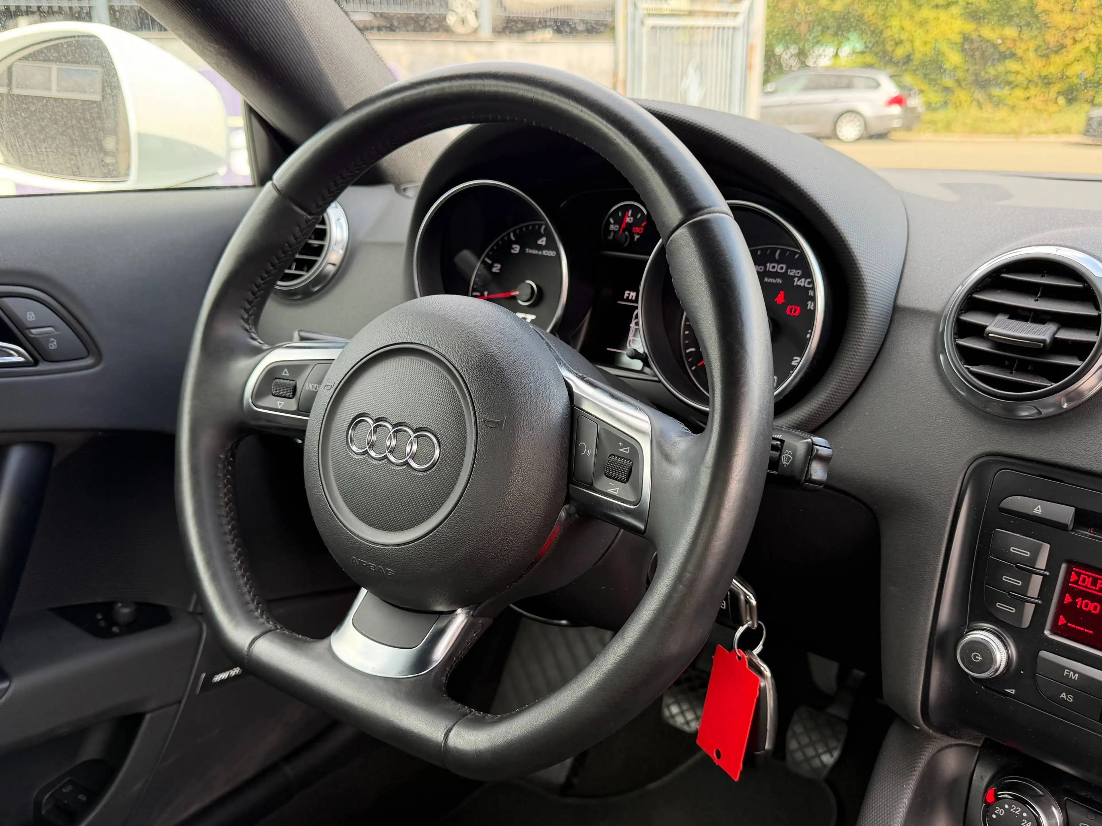 Audi TT TT Coupe1.8 TFSI/2Ha/TÜV 01.27/Bose/Alcantara/ZV — photo 15