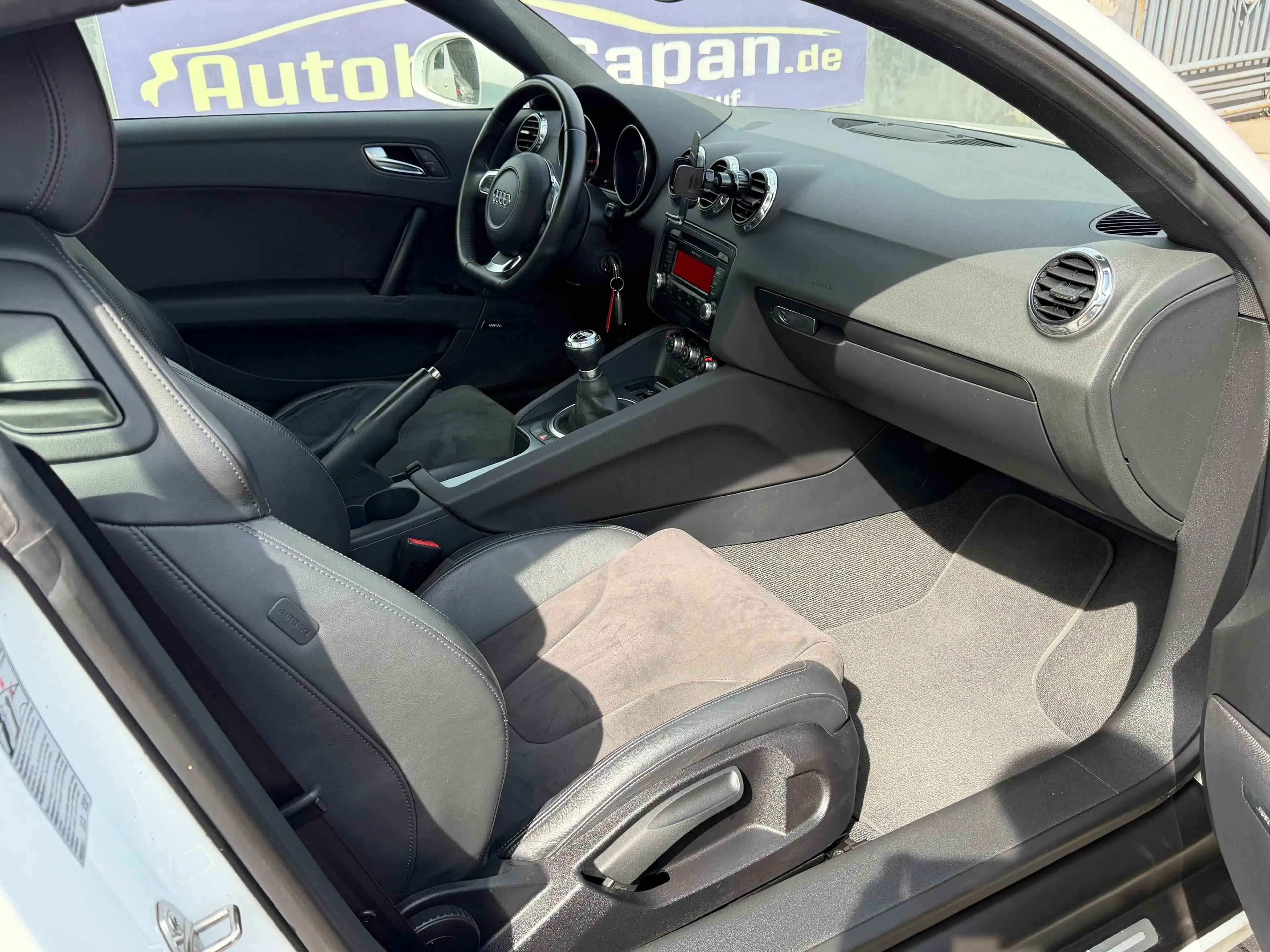 Audi TT TT Coupe1.8 TFSI/2Ha/TÜV 01.27/Bose/Alcantara/ZV — photo 12