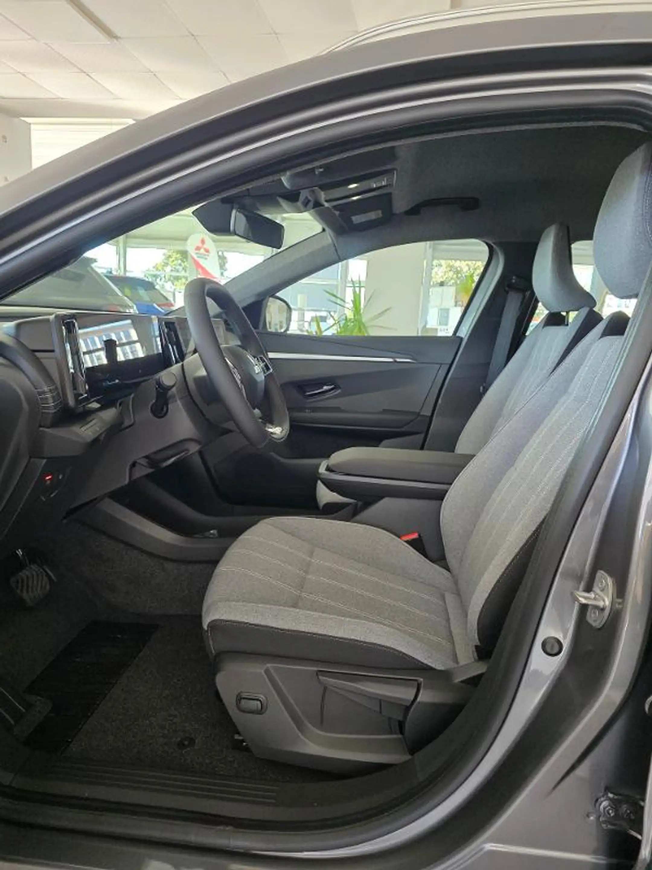 Mitsubishi Eclipse Cross Diamant PLUS 87 kWh (22kW) — photo 3