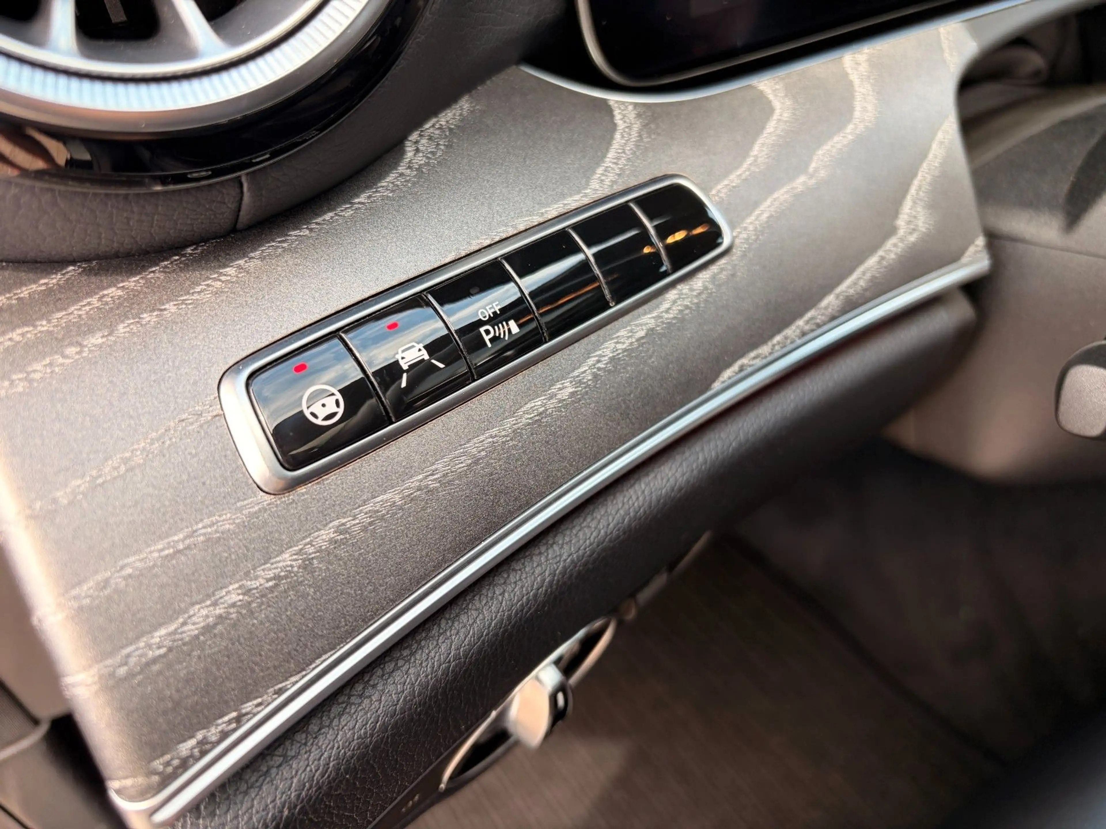 Mercedes-Benz CLS 350 d 4M J.STERNE/AMG/AIR/MEM/BURM/WIDE/360 — photo 13