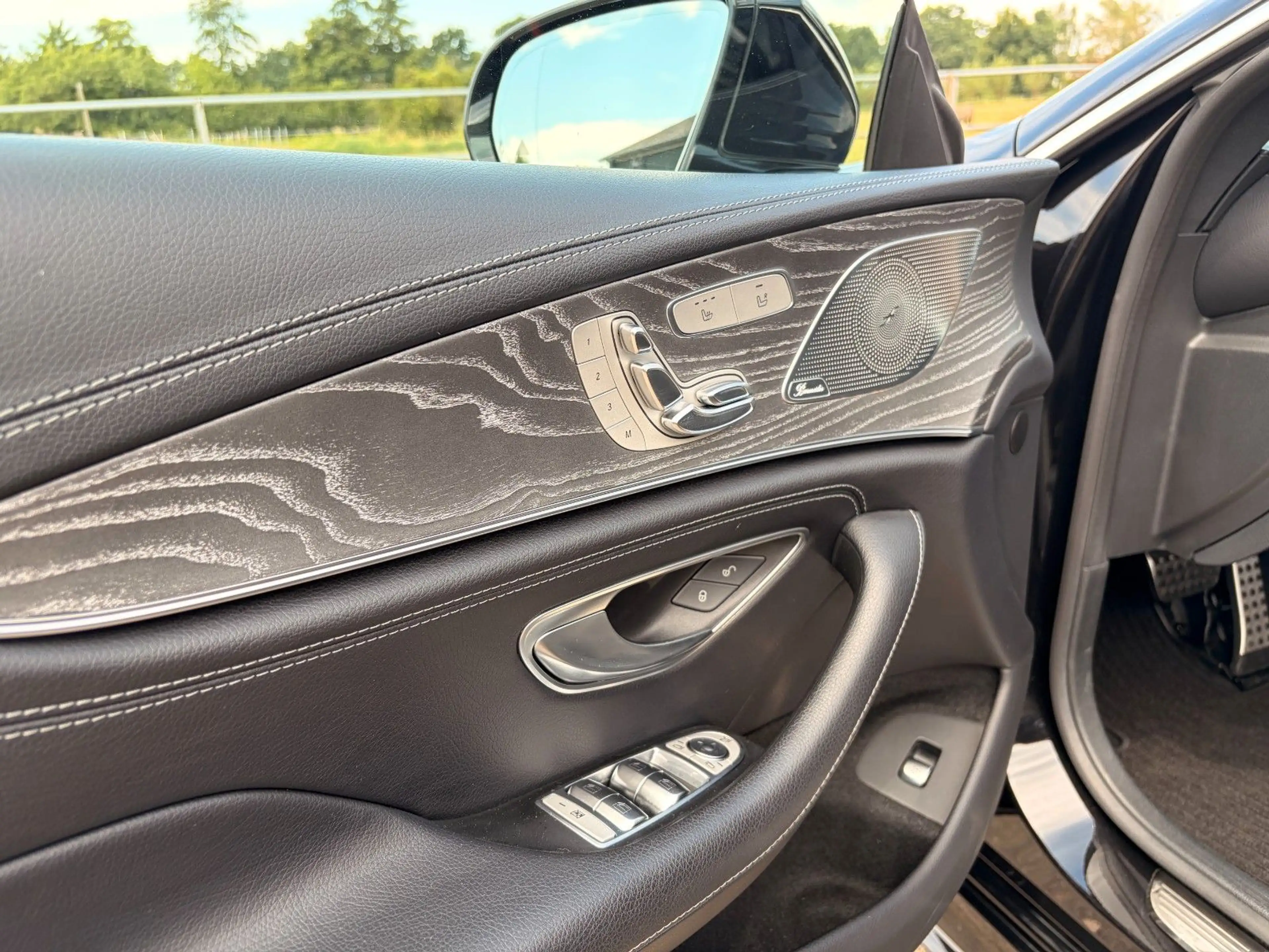 Mercedes-Benz CLS 350 d 4M J.STERNE/AMG/AIR/MEM/BURM/WIDE/360 — photo 12