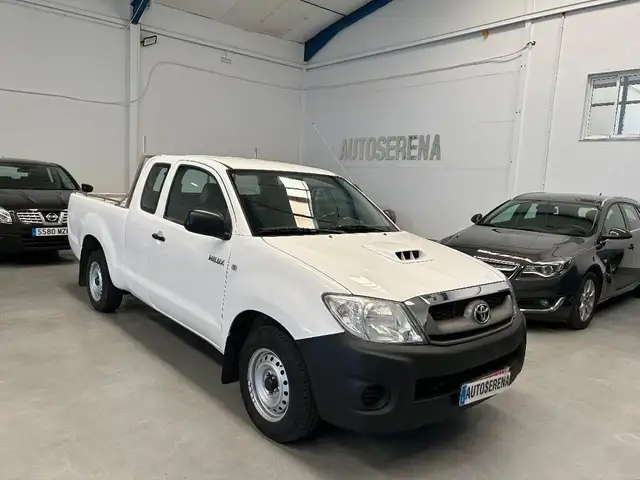 Toyota Hilux 2.5 D4D Cabina Doble GX