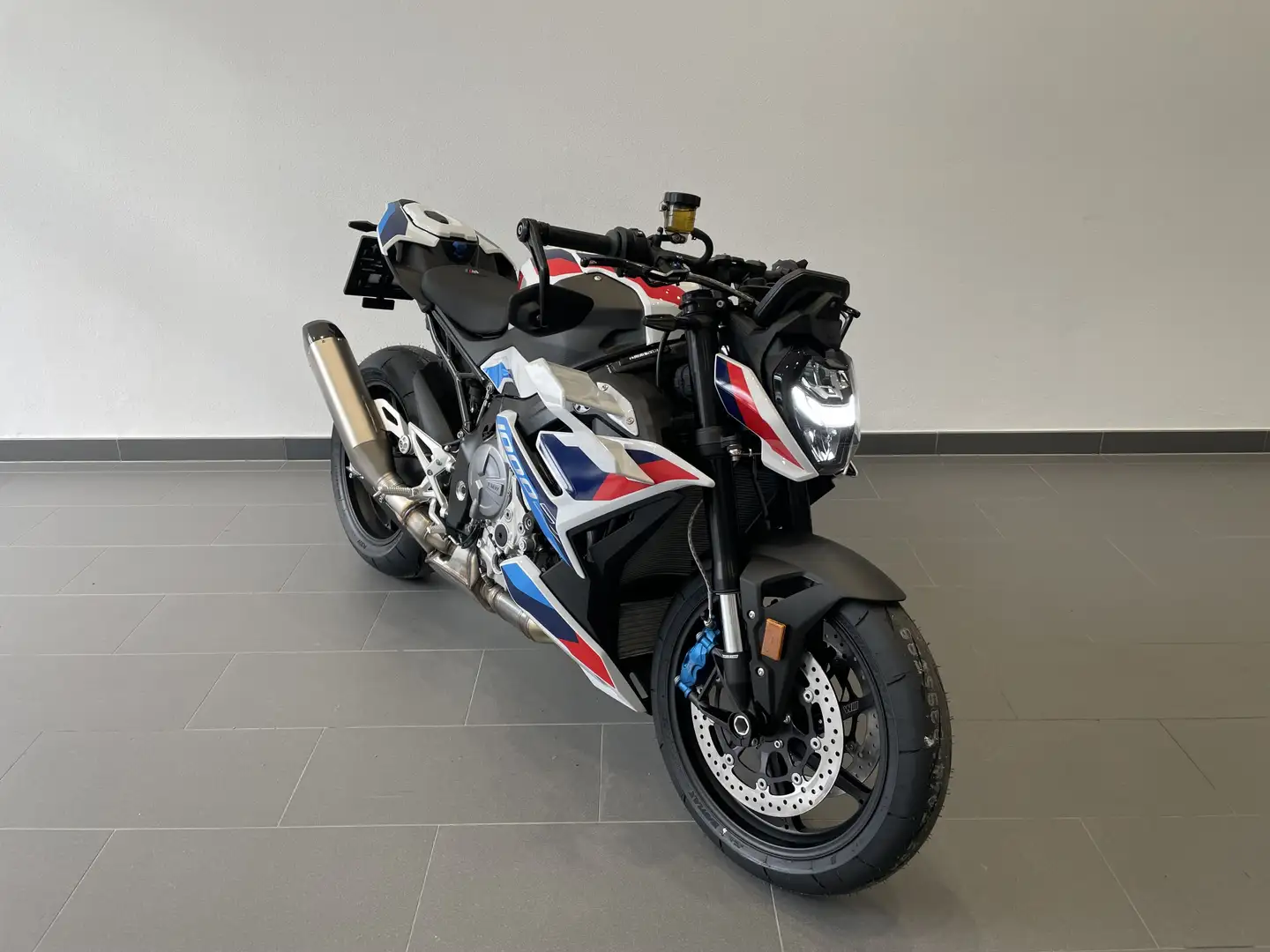 BMW M 1000 R Weiß - 1