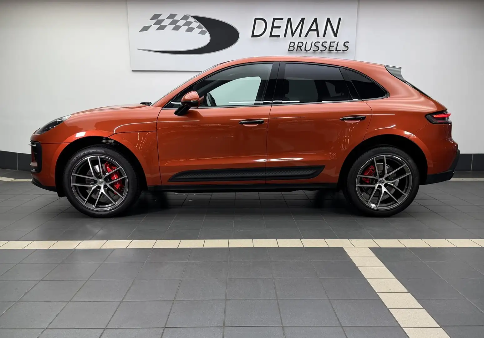 Porsche Macan 2.0 * PDK * échappements Sport * Toit ouvrant Orange - 2