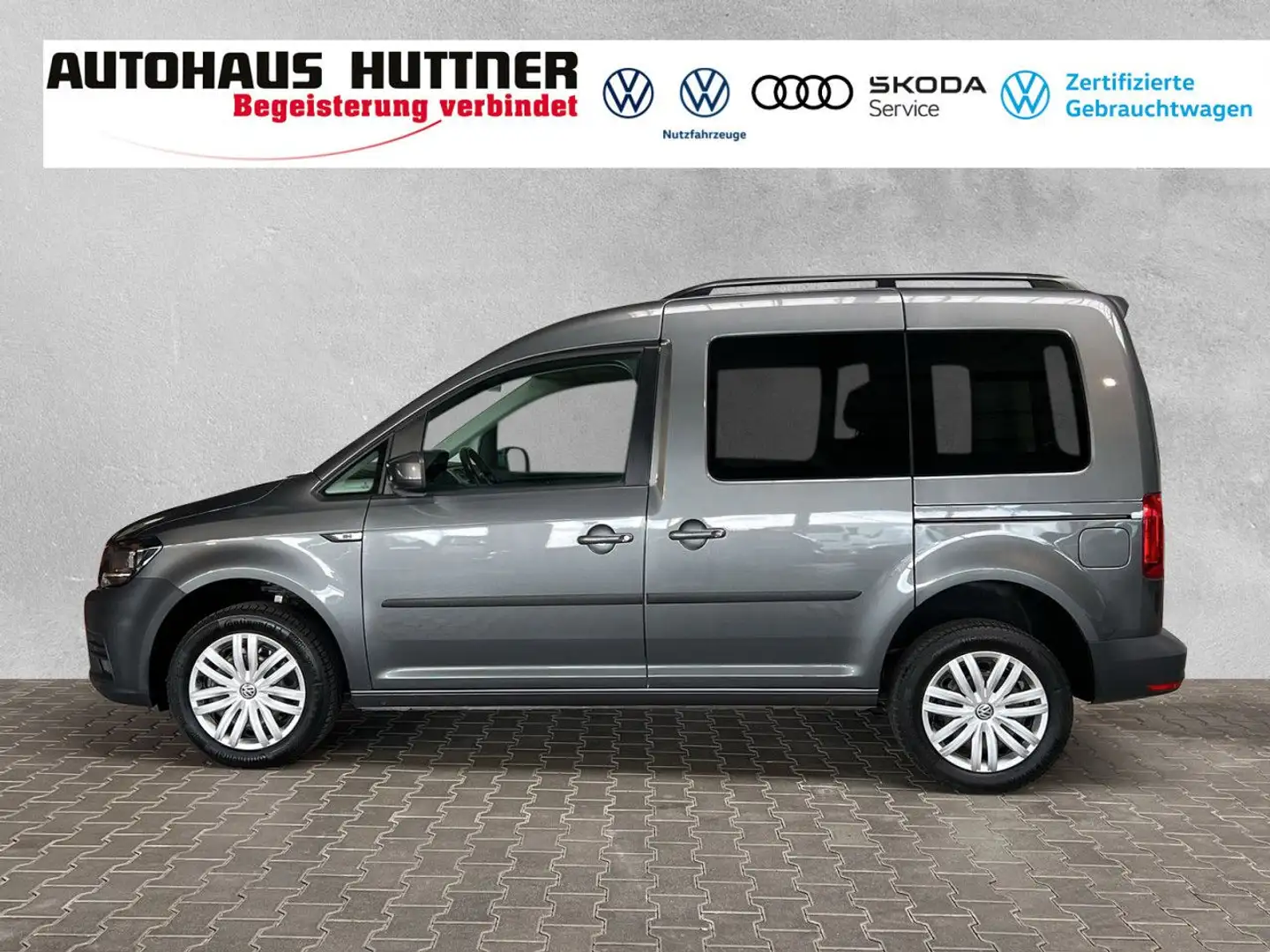Volkswagen Caddy TRENDLINE 2.0 TDI SCR 4M PDC NAVI Bluetooth Gris - 2