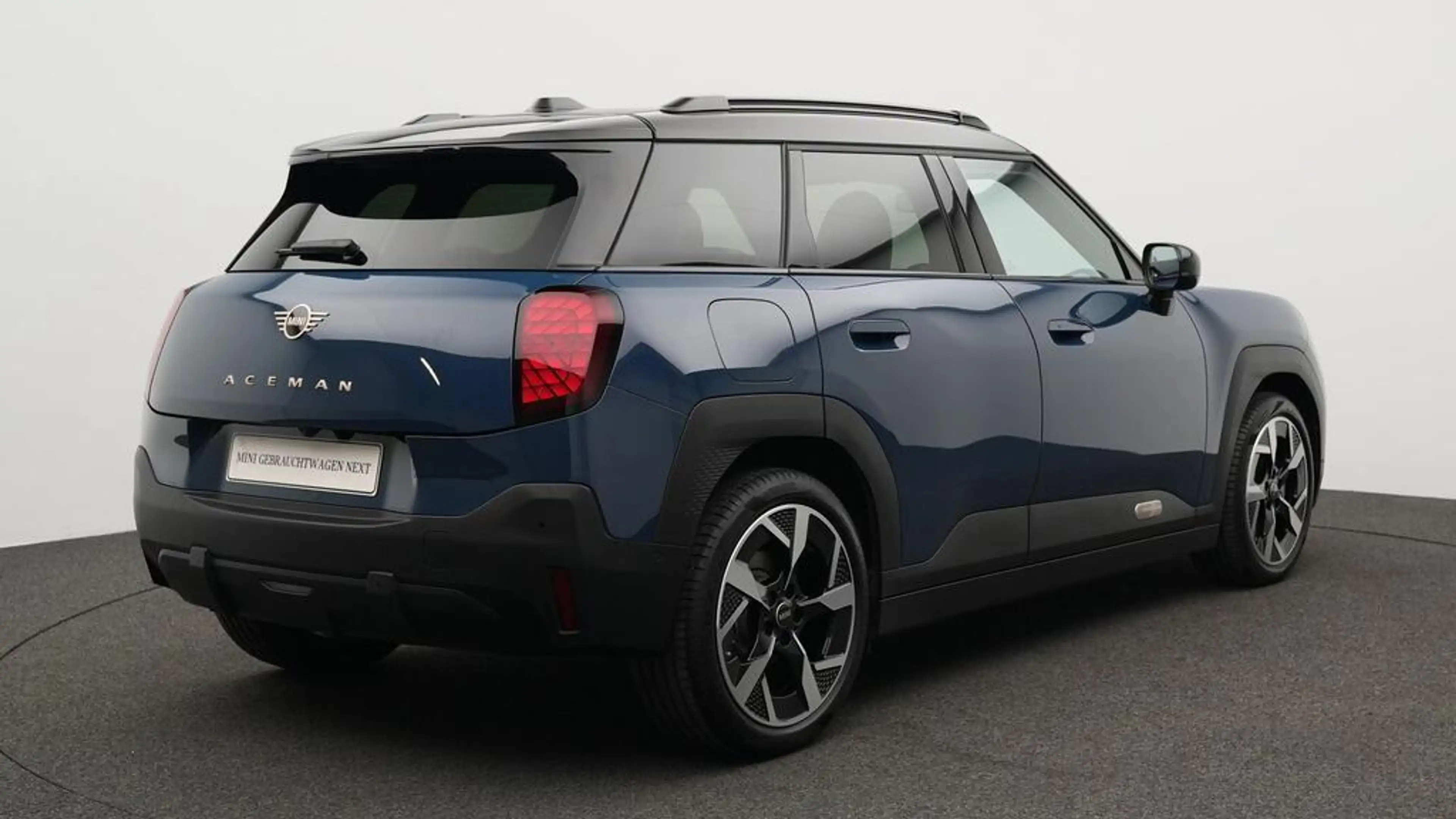 MINI Aceman Classic Trim — photo 4