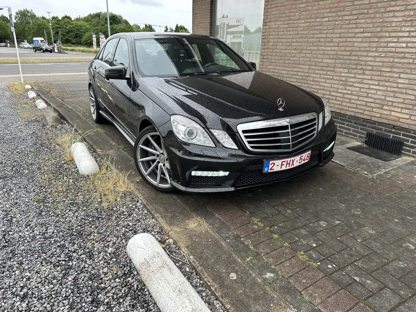 Mercedes-Benz E 350 CDI Avantgarde AMG Bodykit Noir - 1