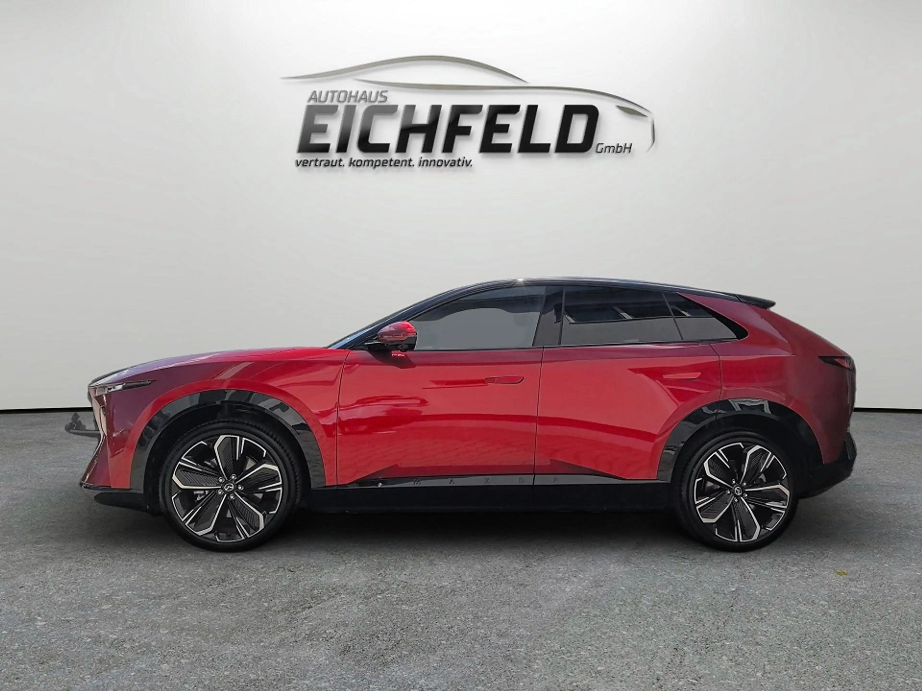 Mazda CX-6e EV 258ps — photo 2