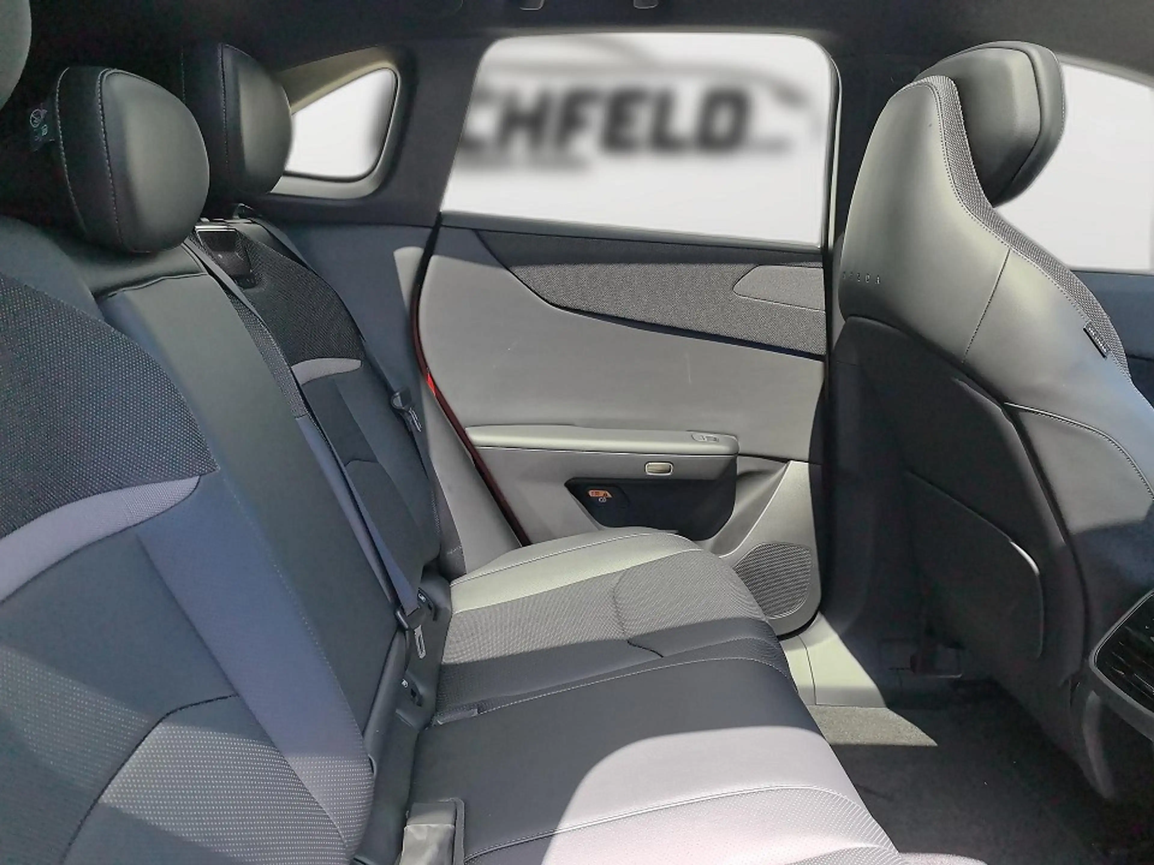 Mazda CX-6e EV 258ps — photo 14