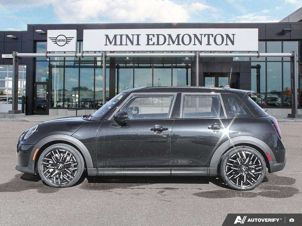 2026 MINI 5 Door