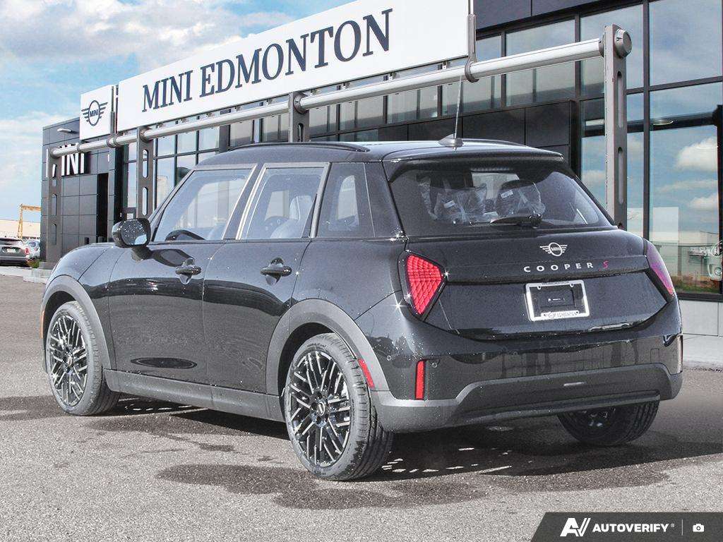 2026 MINI 5 Door