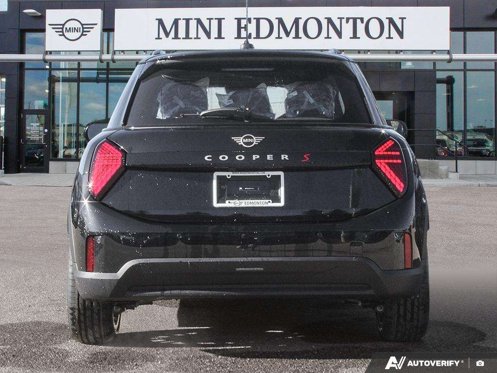 2026 MINI 5 Door