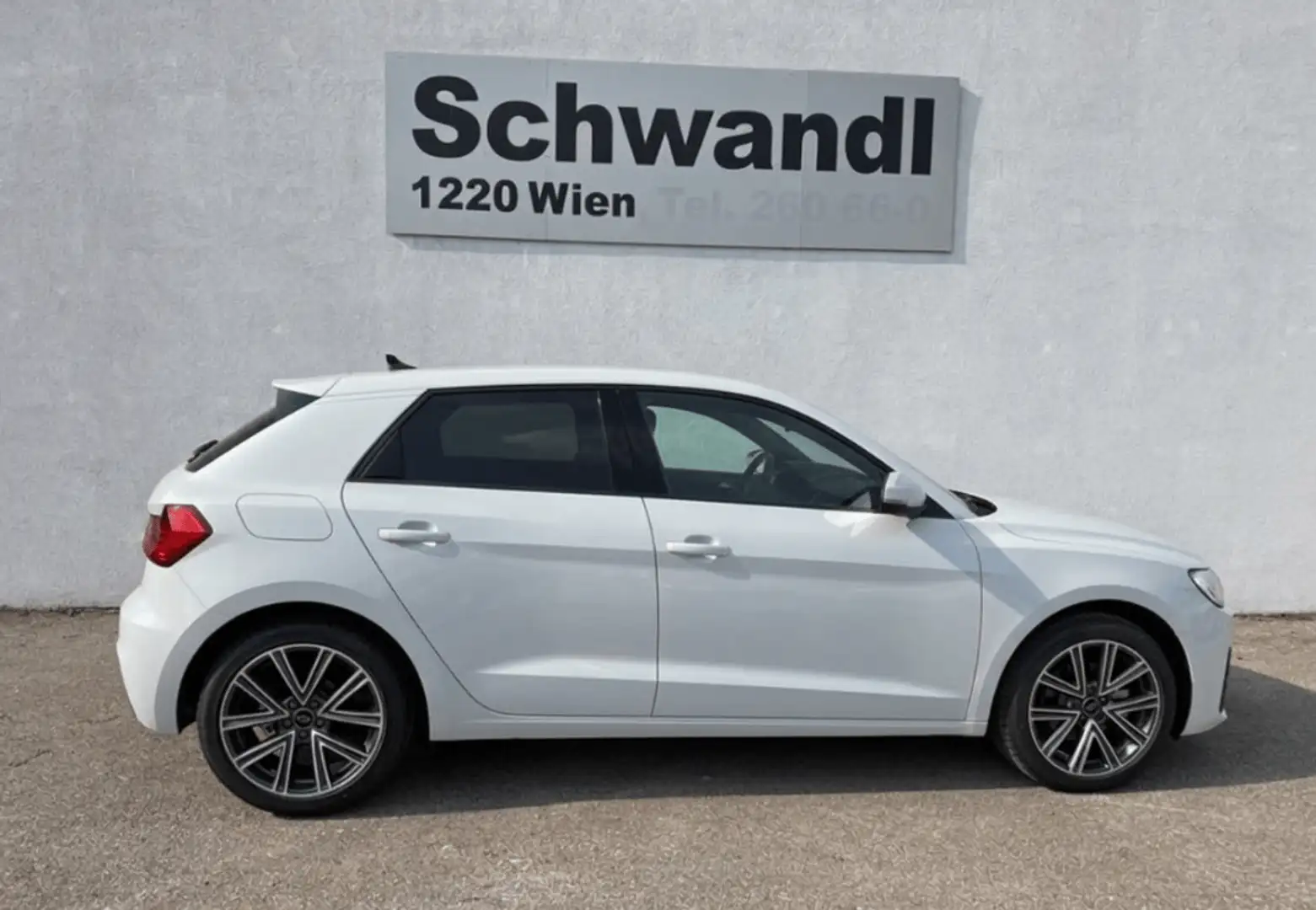 Audi A1 30 TFSI intense Weiß - 2