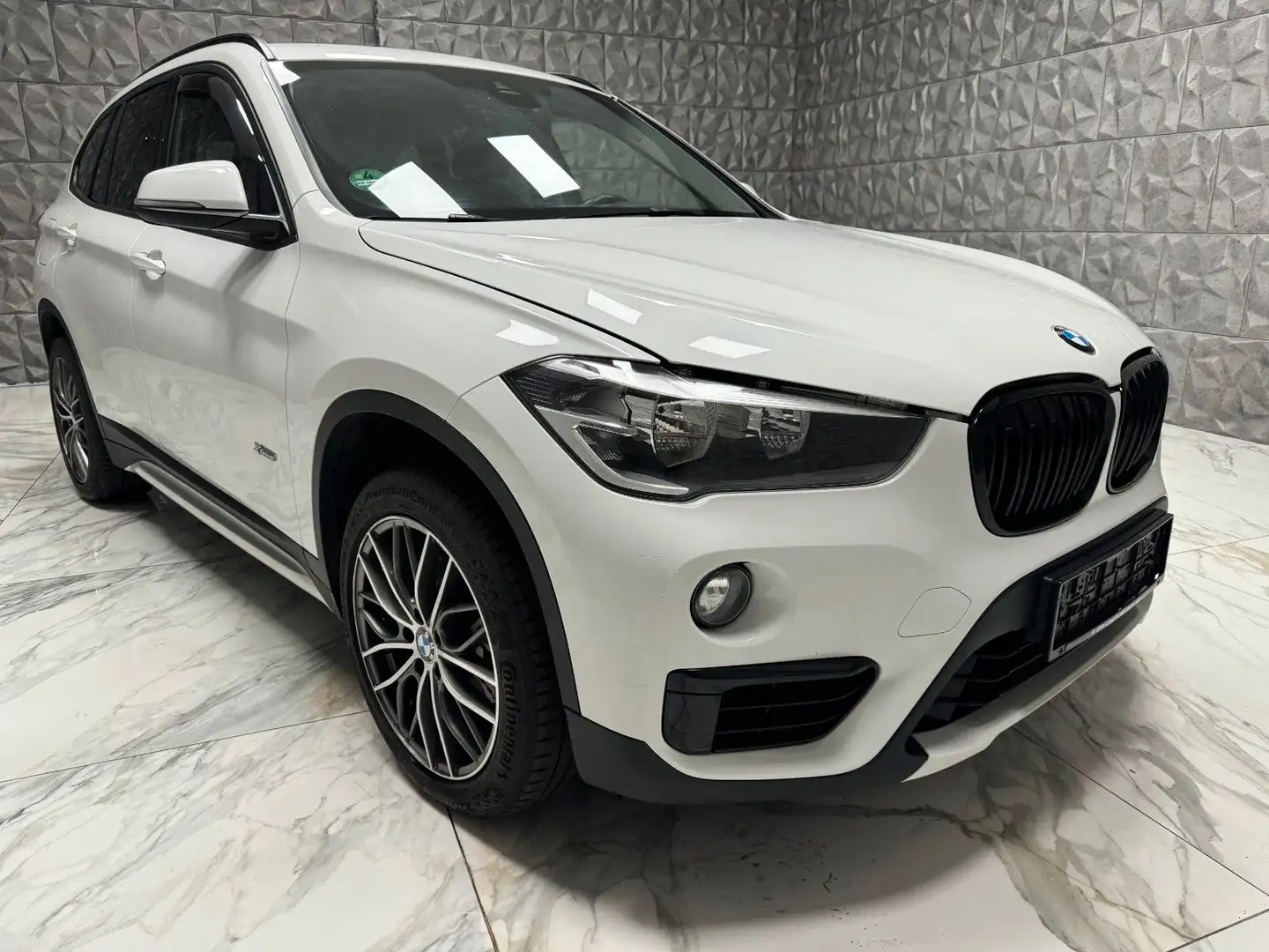 BMW X1 Baureihe X1 xDrive 18 d Sport Line Blanco - 1