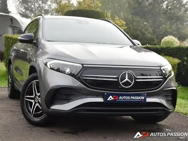 Mercedes-Benz EQA EQA 250 AMG Line Shadow Line & Light Pack