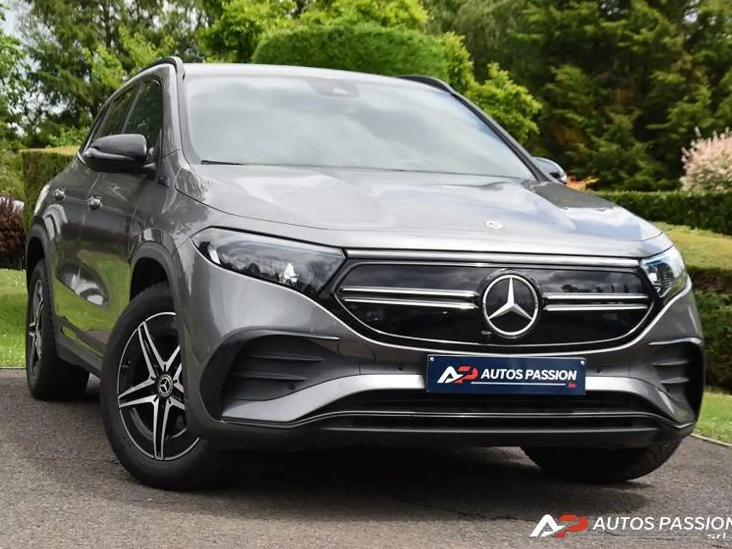 mercedes-benz eqa