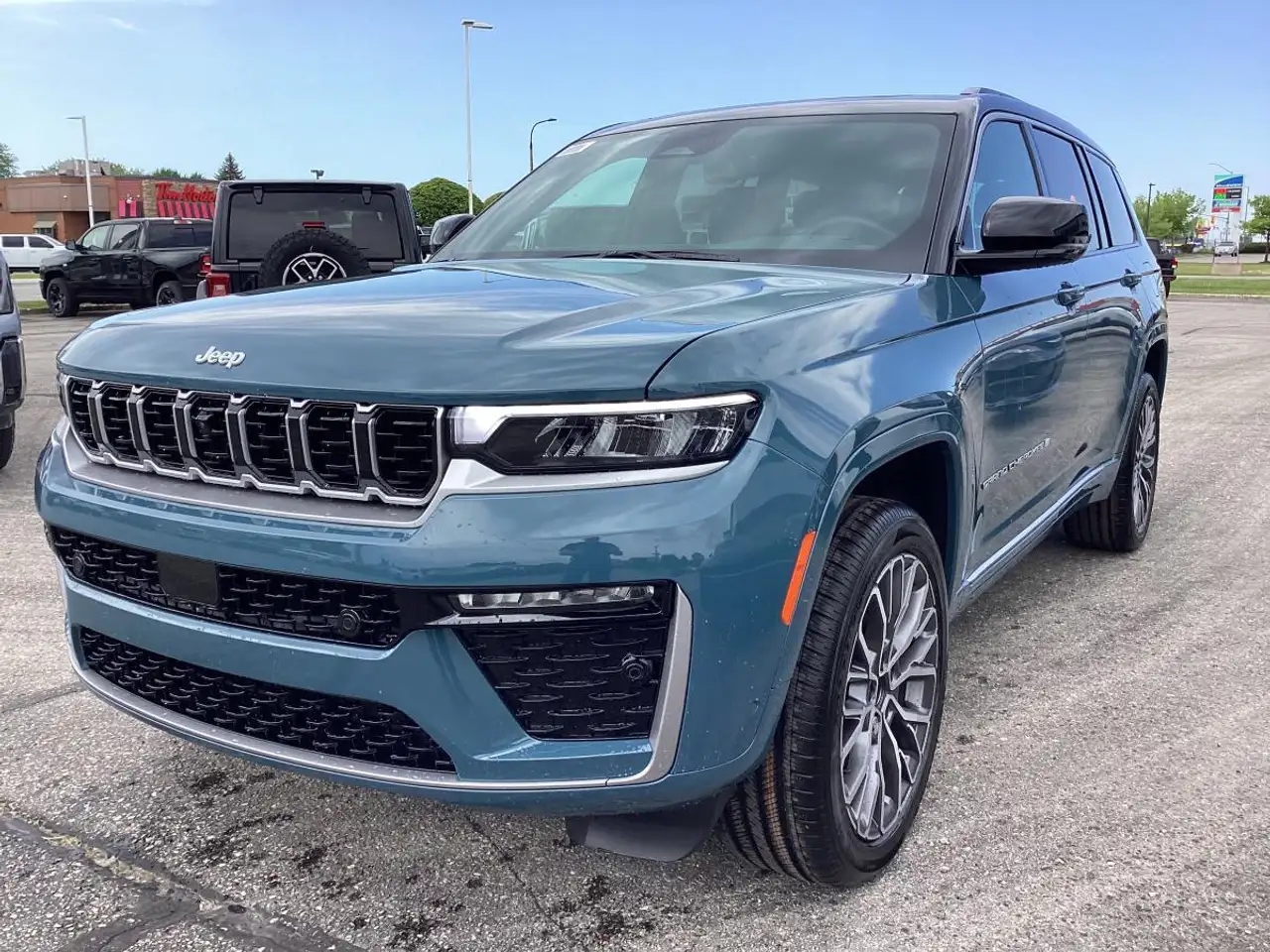 Jeep Grand Cherokee снимка Jeep Grand Cherokee