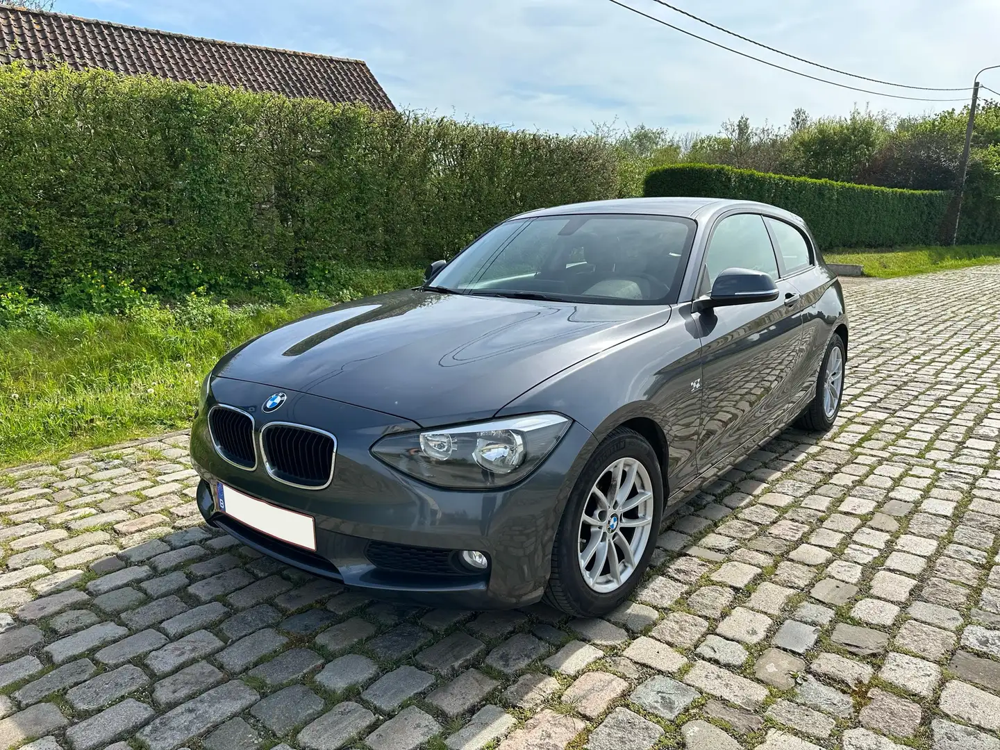 BMW 116 116d EfficientDynamics Edition Grijs - 1