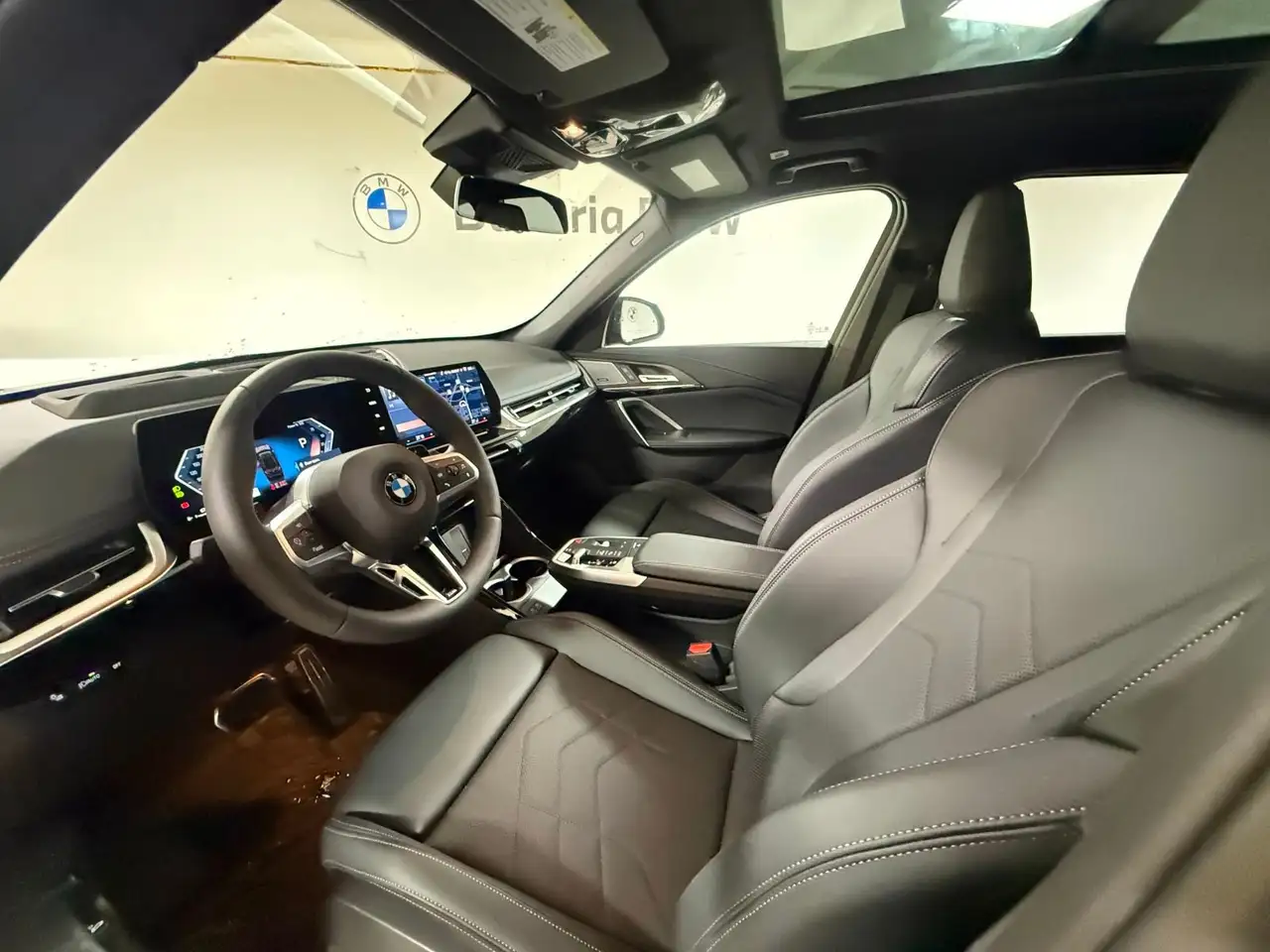 BMW X1 снимка BMW X1
