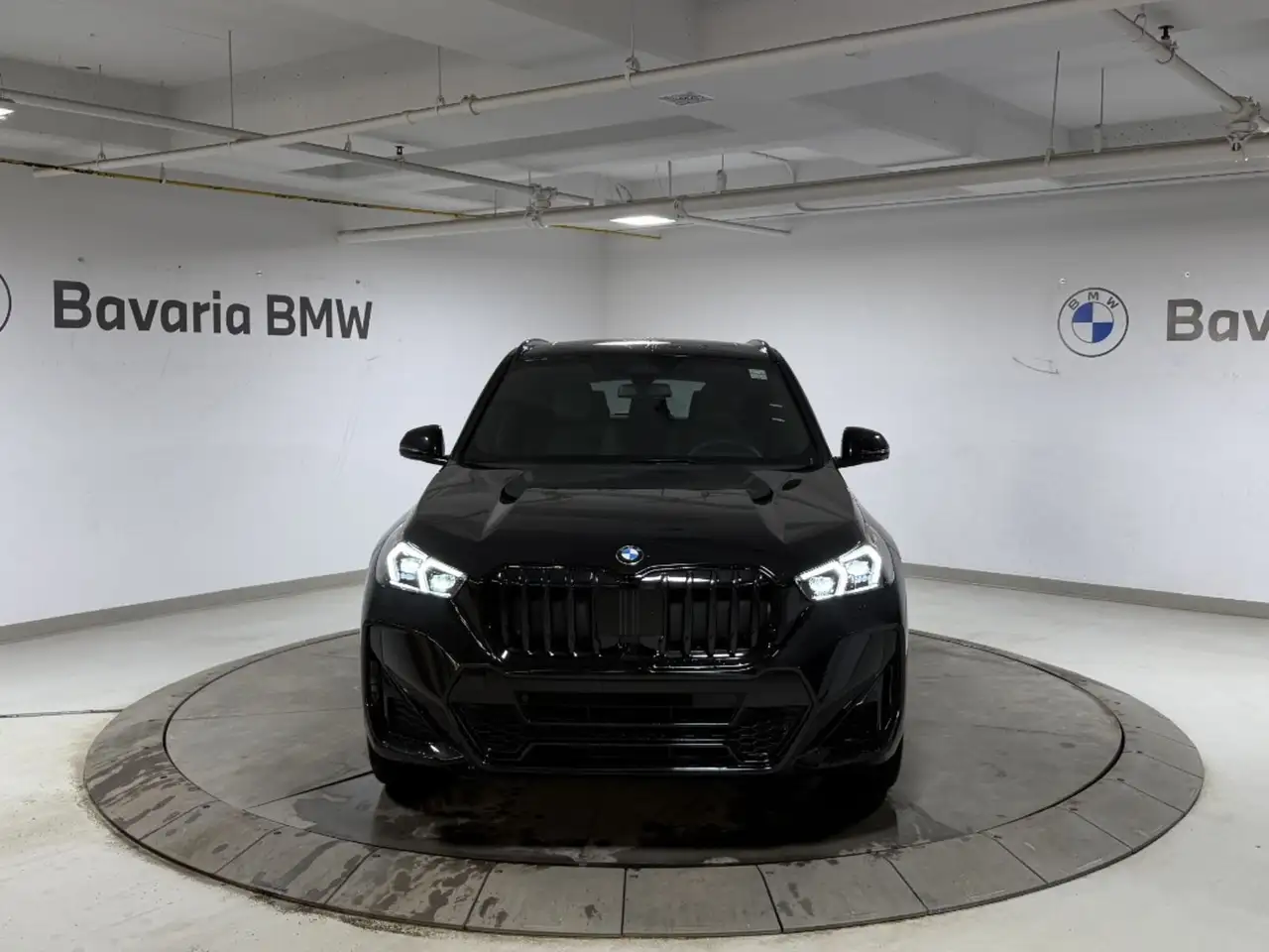 BMW X1 снимка BMW X1