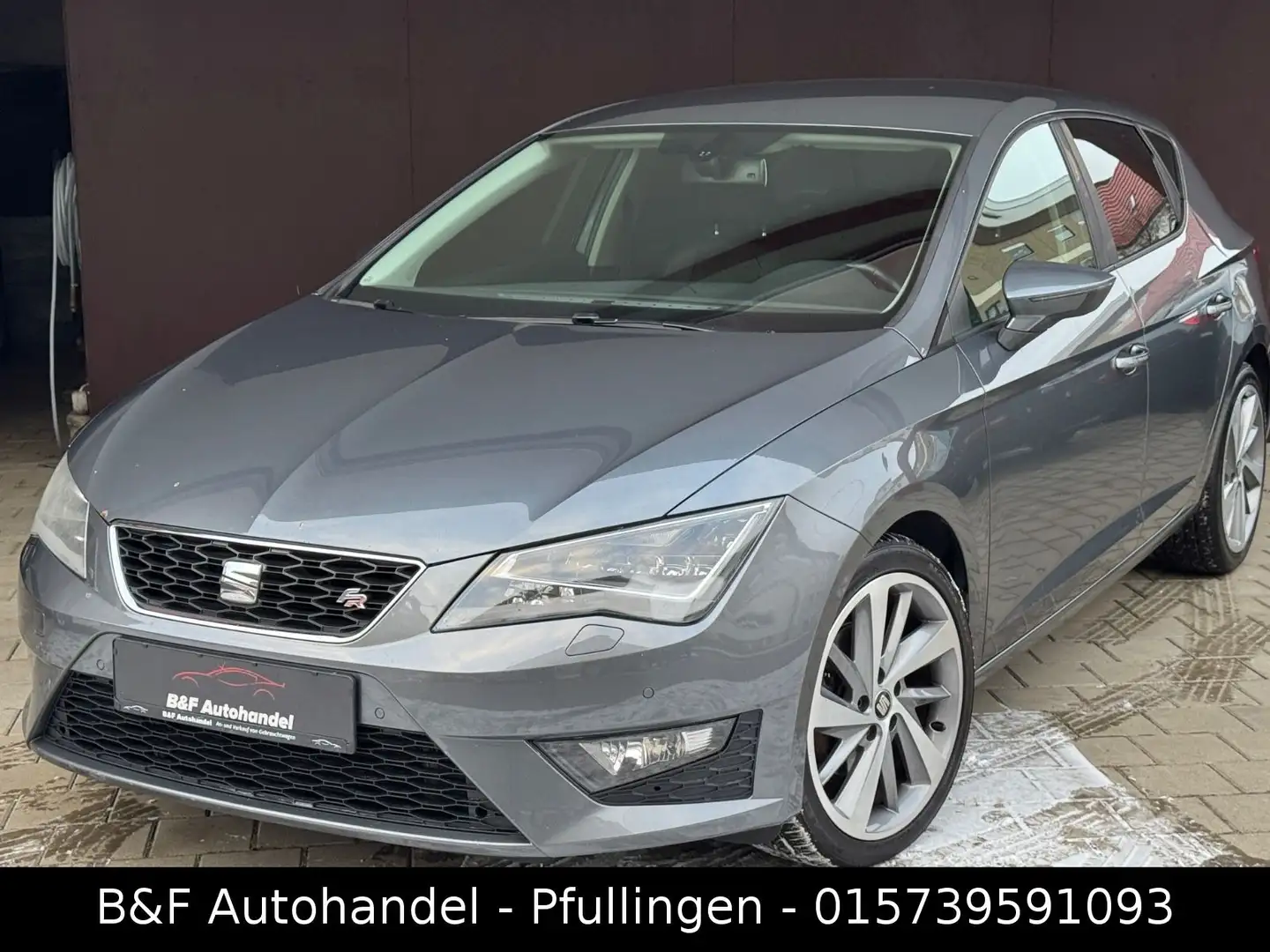 SEAT Leon 2.0 TDI 110kW FR 18LM|LED Grau - 1