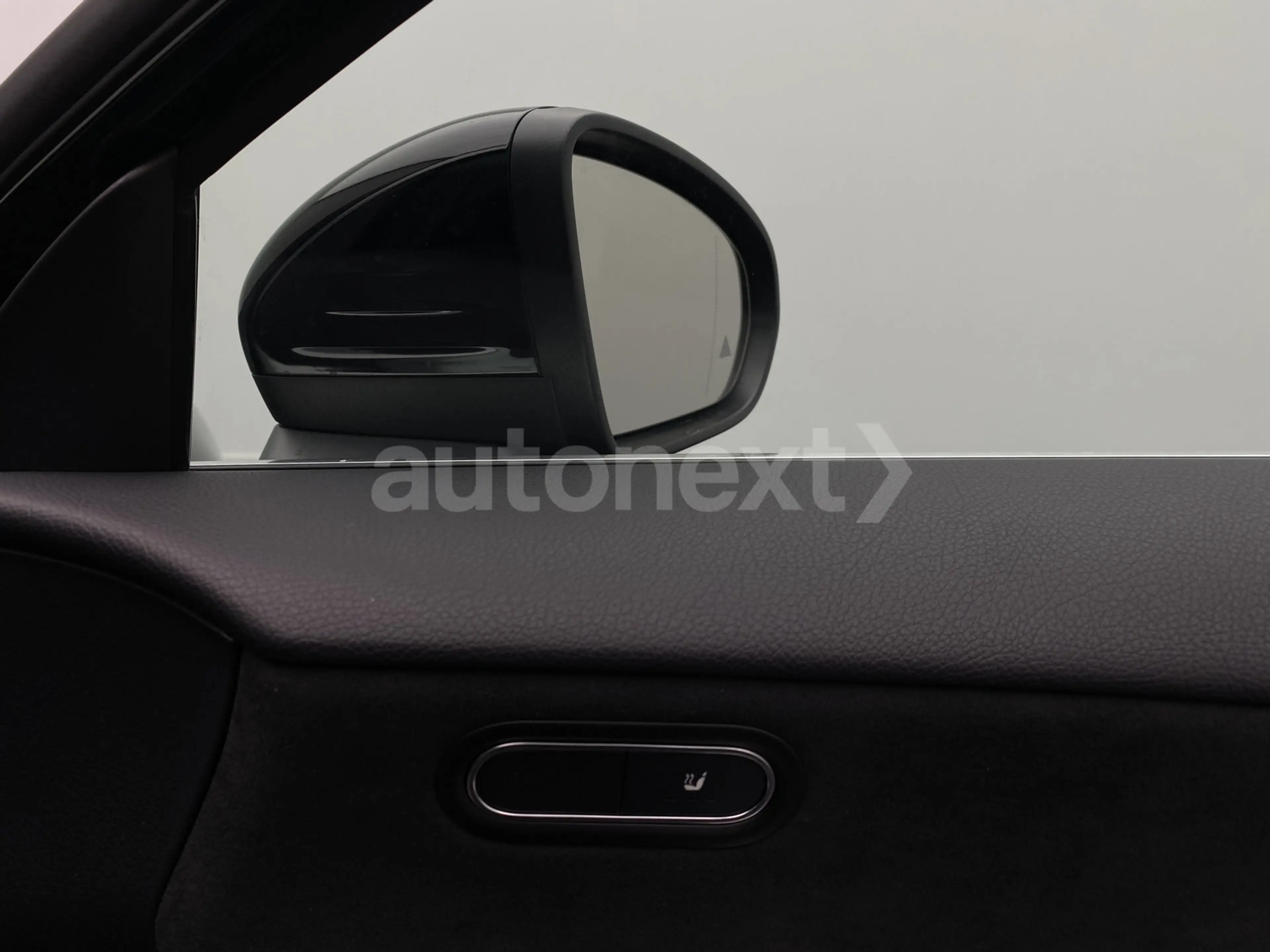 Mercedes-Benz A 250 e Limo *2x AMG Line* Panorama+Head-Up (0418) — photo 25