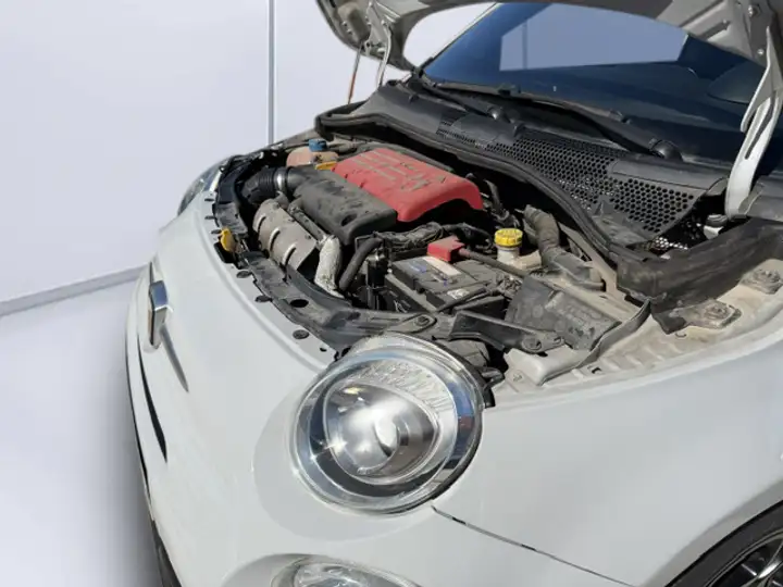 Abarth 595 1.4 T-Jet Pista 2018, foto 15