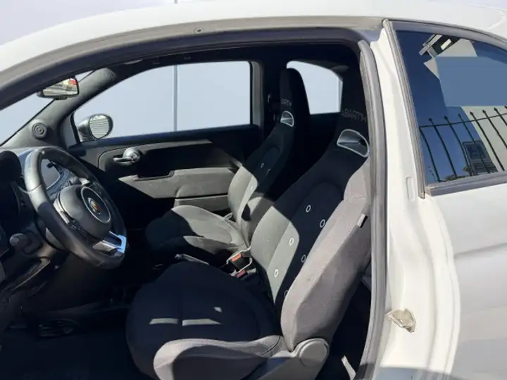 Abarth 595 1.4 T-Jet Pista 2018, foto 13