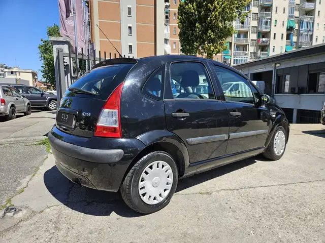 Citroen C3 view 2