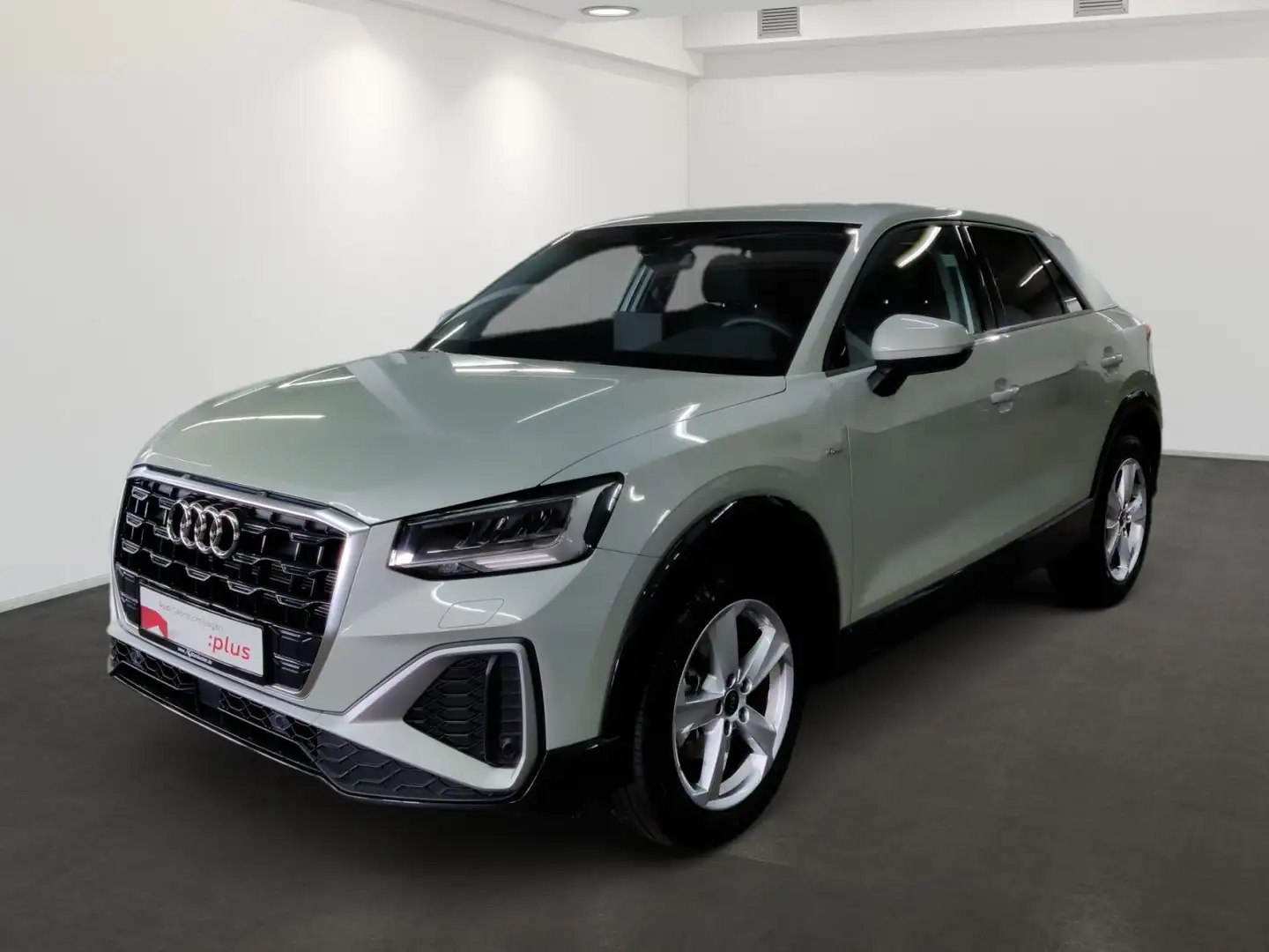 Audi Q2 s-line 30 TFSI Privacy AHK KomfortPaket Sitze Silber - 2