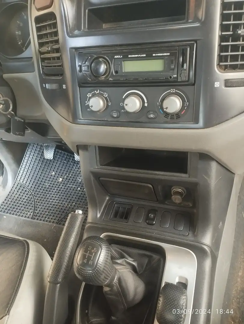 Mitsubishi Pajero 3p 3.2 tdi 16v di-d GLX - 2