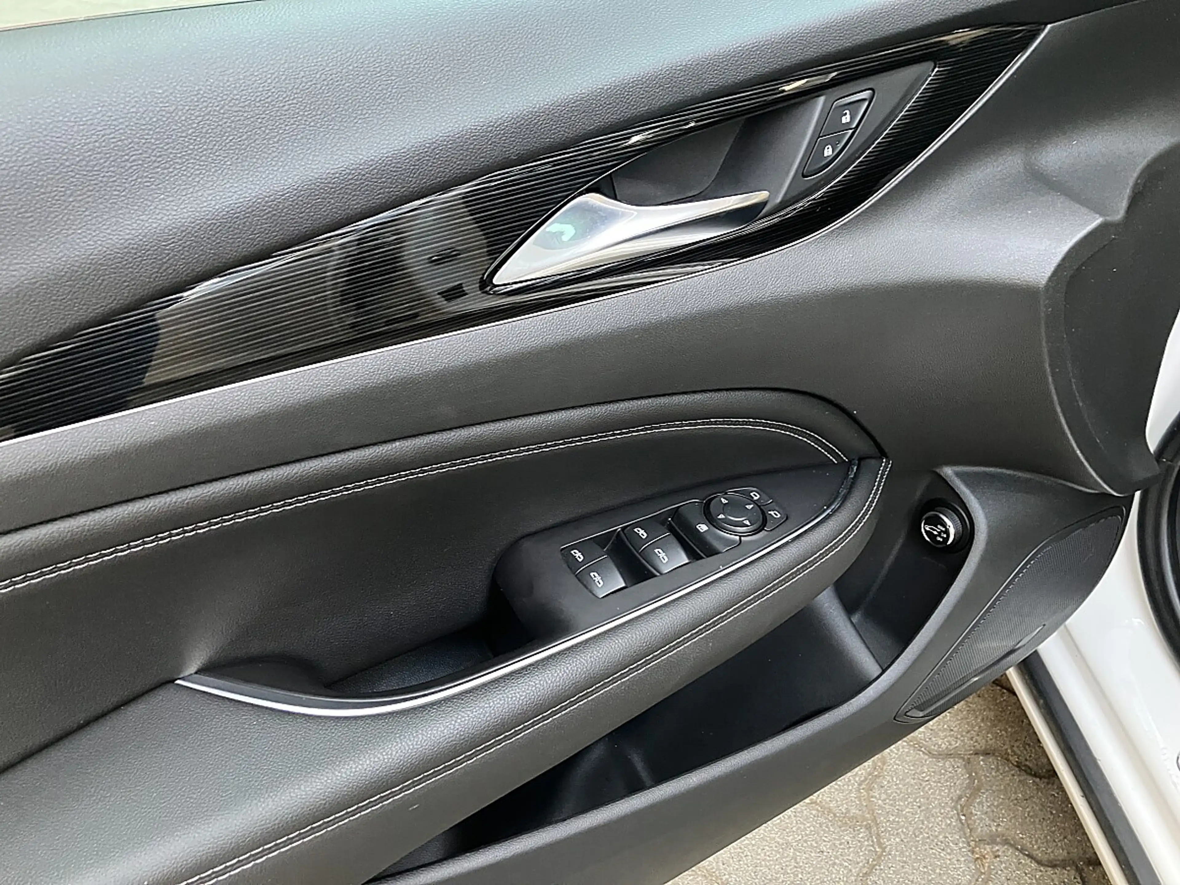 Opel Insignia 1.5 Turbo Innovation — photo 10