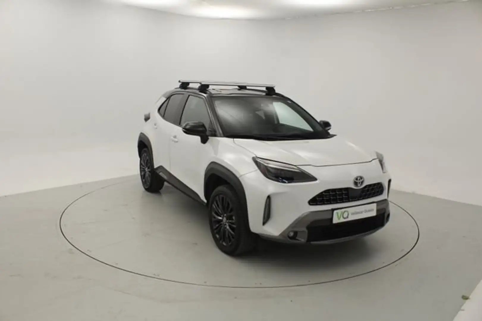 Toyota Yaris Cross 120H Adventure Blanco - 1