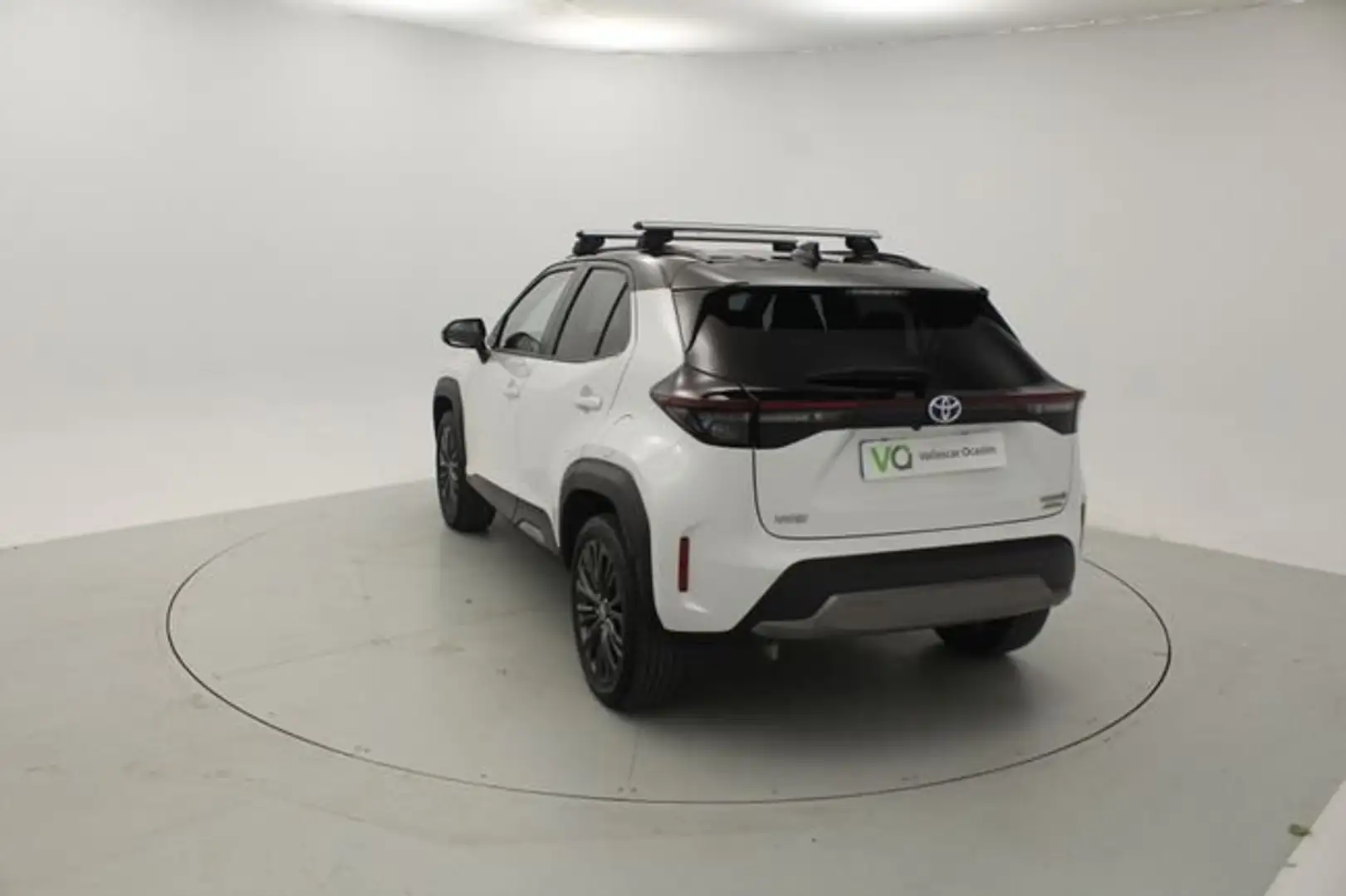 Toyota Yaris Cross 120H Adventure Blanco - 2