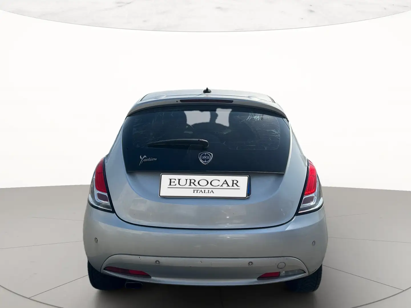 Lancia Ypsilon 1.2 platinum 69cv Silber - 2