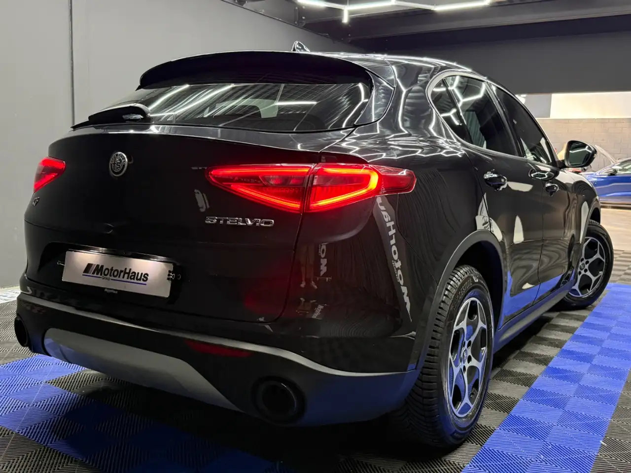 Alfa Romeo Stelvio 2022 — фото 6