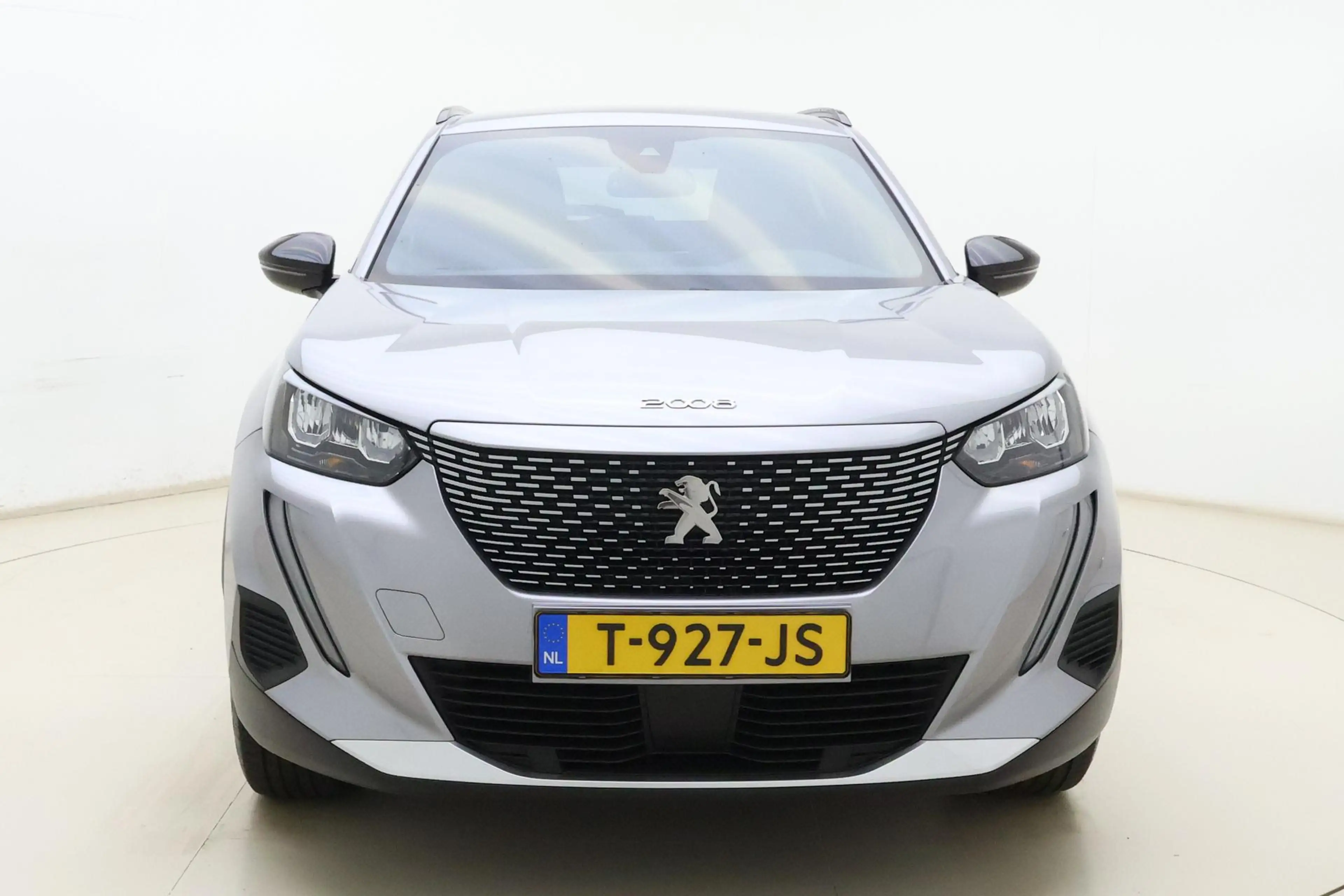 Peugeot e-2008 EV Allure 50 kWh 100% SOH l Apple Carplay/Android — photo 6