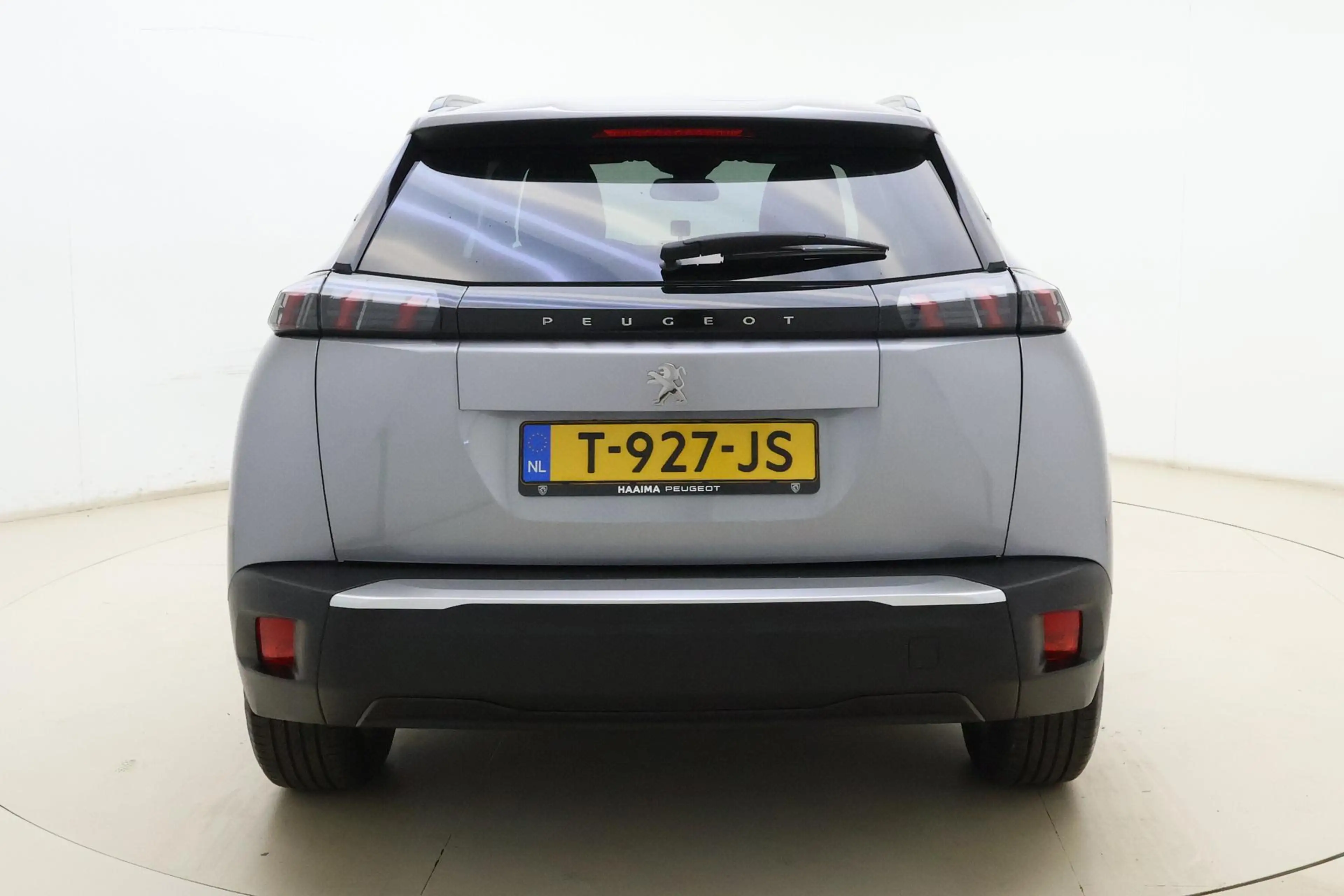 Peugeot e-2008 EV Allure 50 kWh 100% SOH l Apple Carplay/Android — photo 11