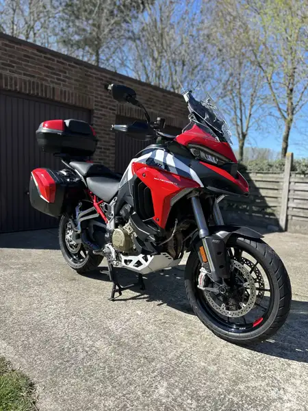 Ducati Multistrada V4 S - foto 4
