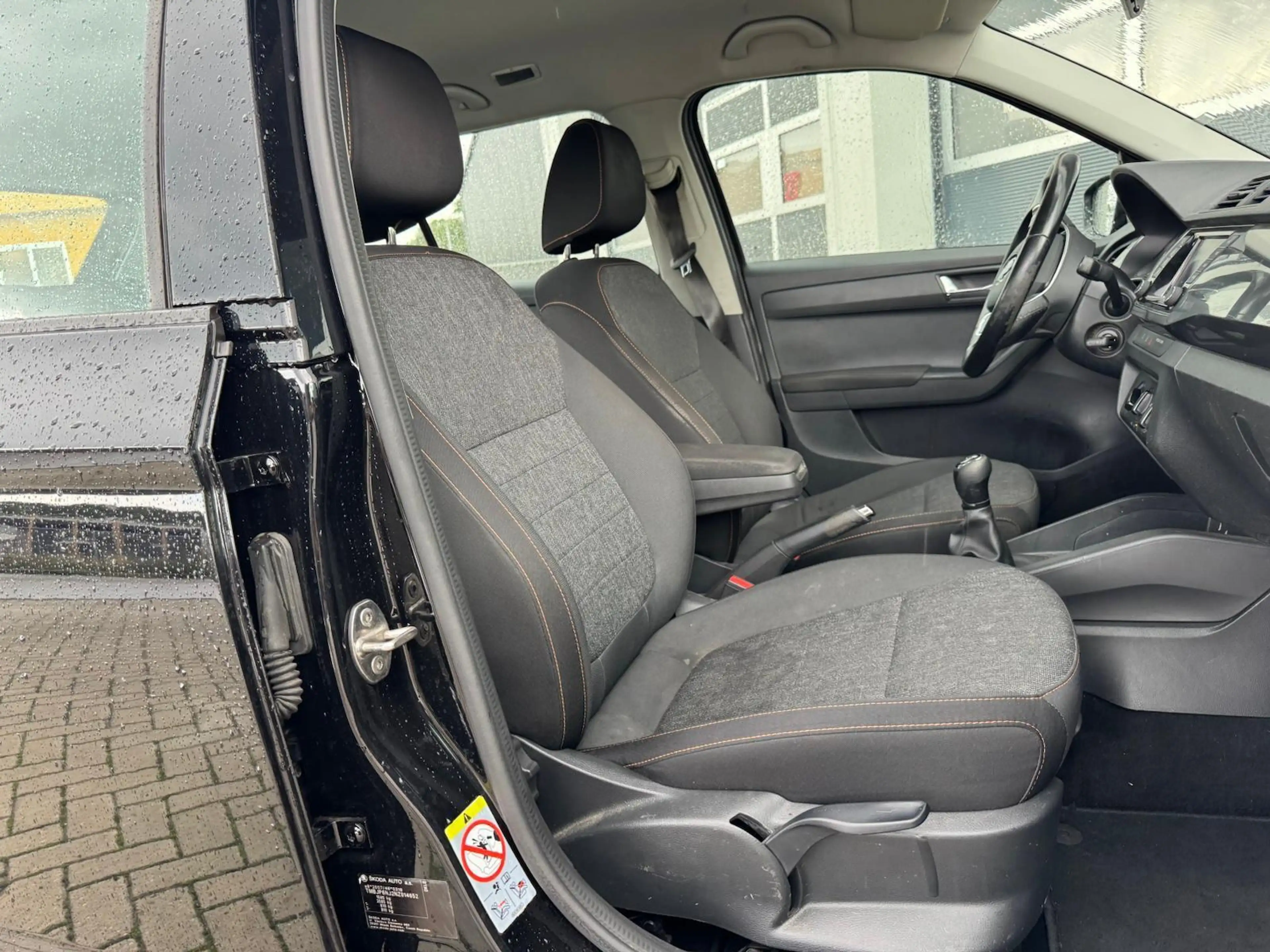Skoda Fabia Combi 1.0 TSI Business Edition | CarPlay | Trekhaa — photo 20