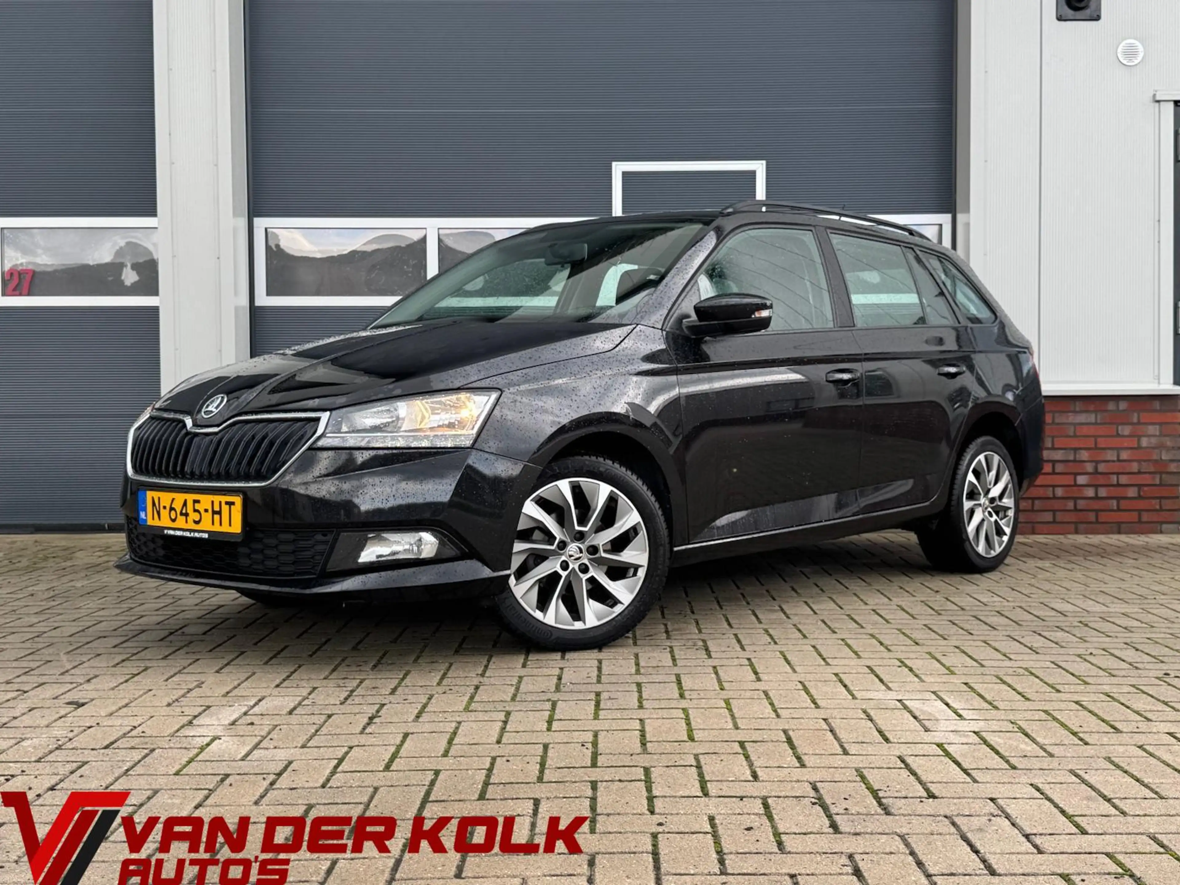 Skoda Fabia Combi 1.0 TSI Business Edition | CarPlay | Trekhaa