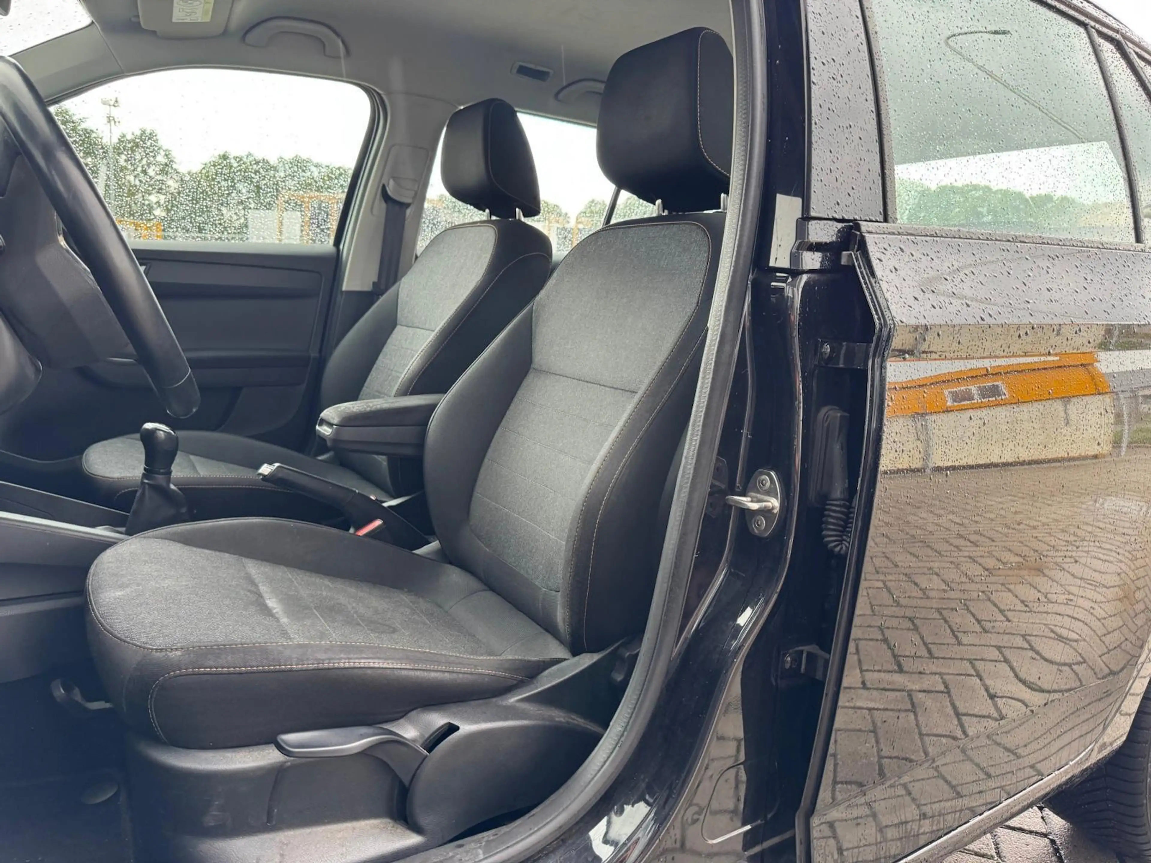 Skoda Fabia Combi 1.0 TSI Business Edition | CarPlay | Trekhaa — photo 5
