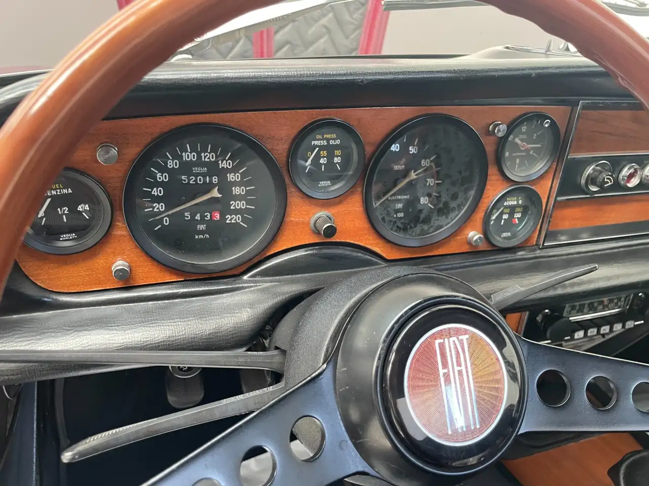 Fiat 124 Spider 1.6 109CV TARGA ORO, foto 10