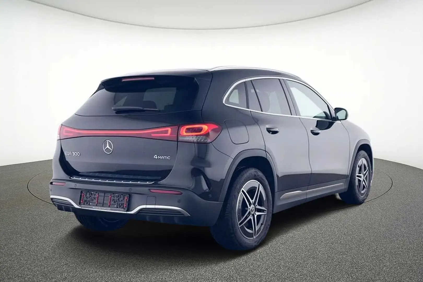 Mercedes-Benz EQA 300 4MATIC Nero - 2